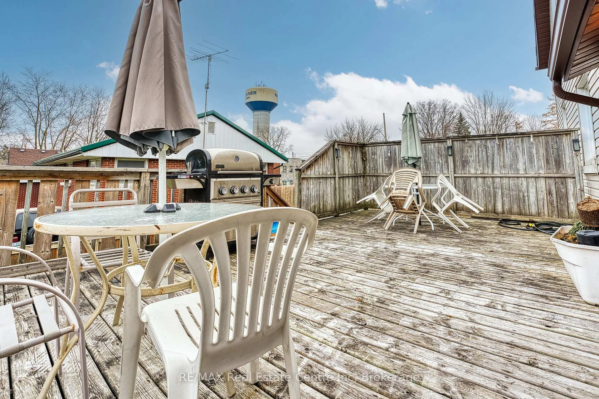 Photo 8 of 745 Main Street W, North Perth, Listowel — HOMEH