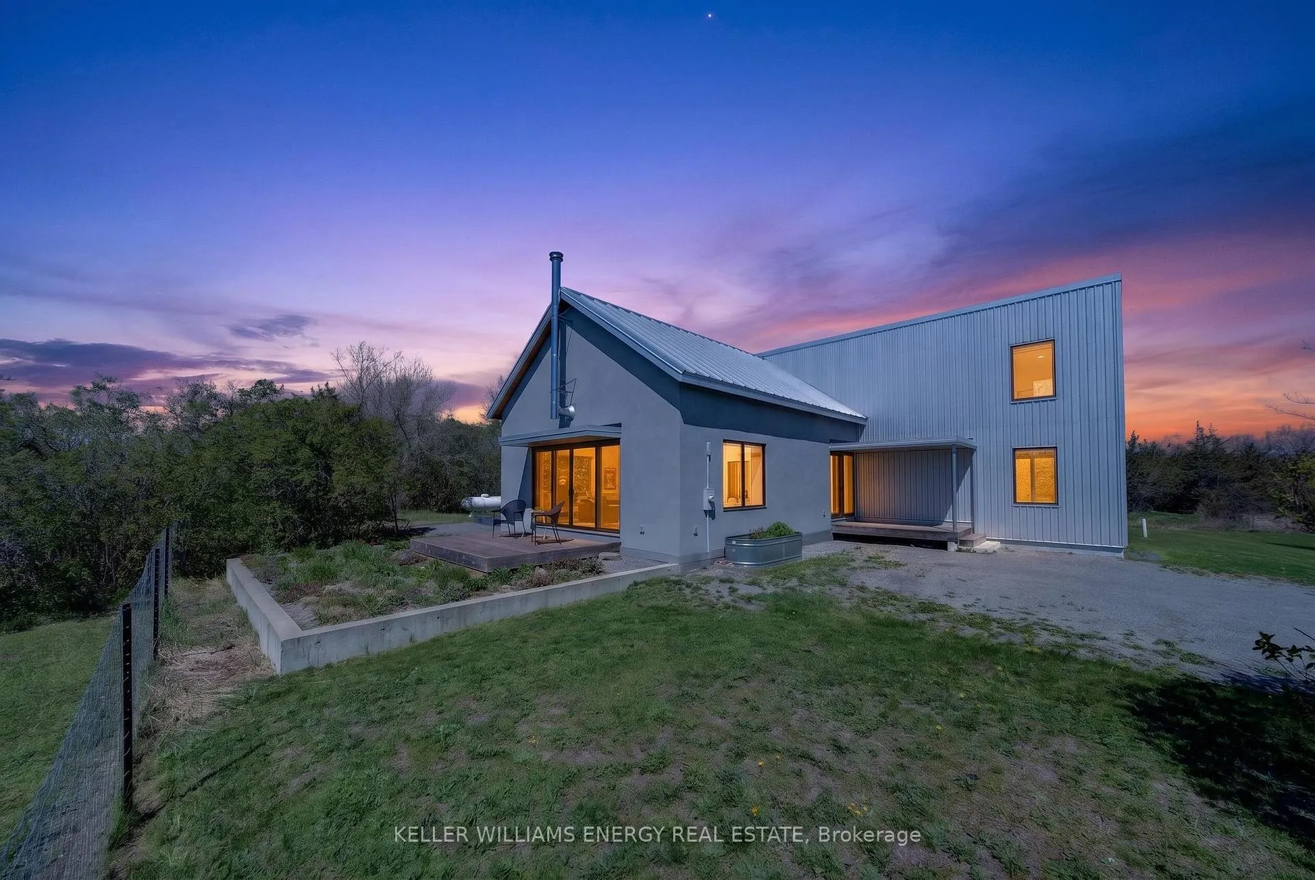 Photo 1 of 2465 County Road 7, Prince Edward County, North Marysburg Ward — HOMEH