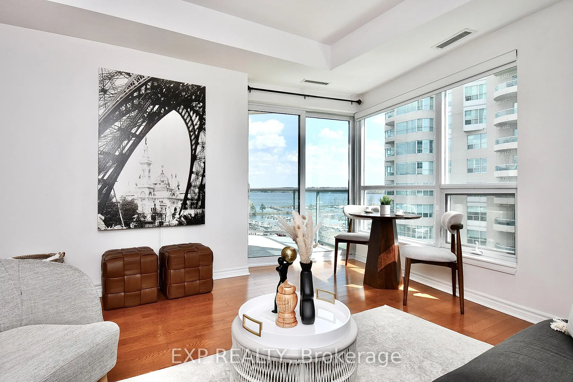 Photo 7 of Unit 604, 6 Toronto Street, Barrie, City Centre — HOMEH