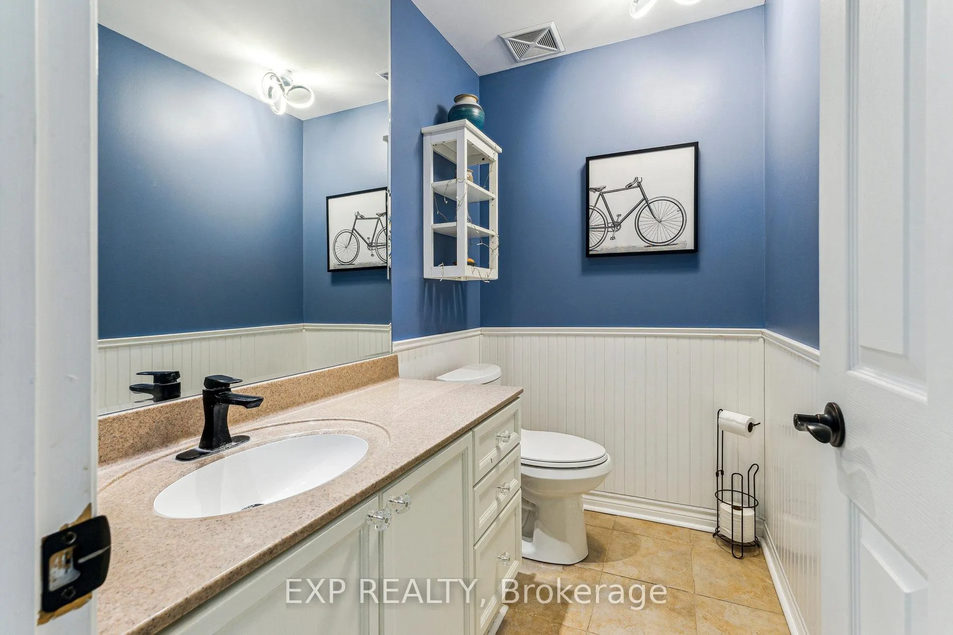 Photo 19 of Unit 604, 6 Toronto Street, Barrie, City Centre — HOMEH