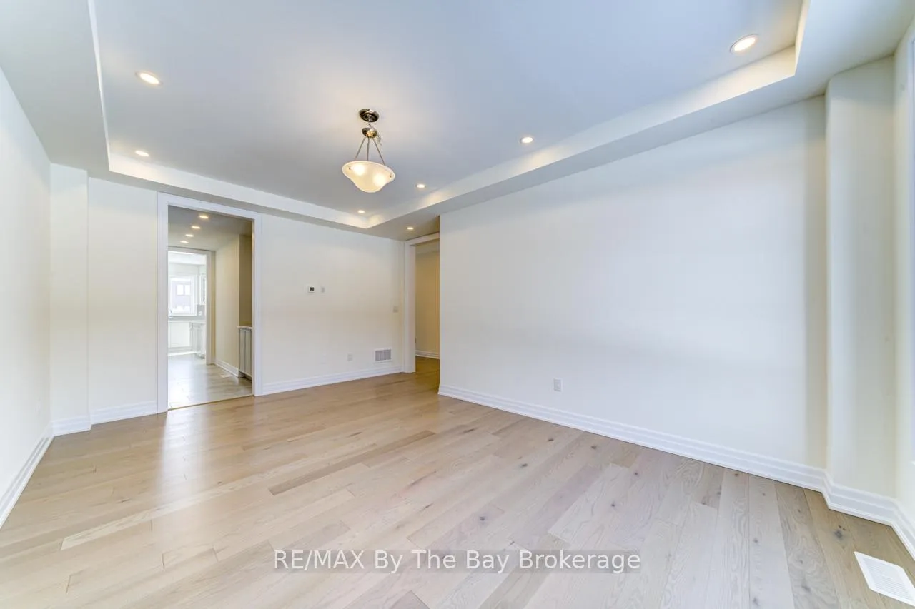 Photo 5 of 186 Mapleside Drive, Wasaga Beach — HOMEH
