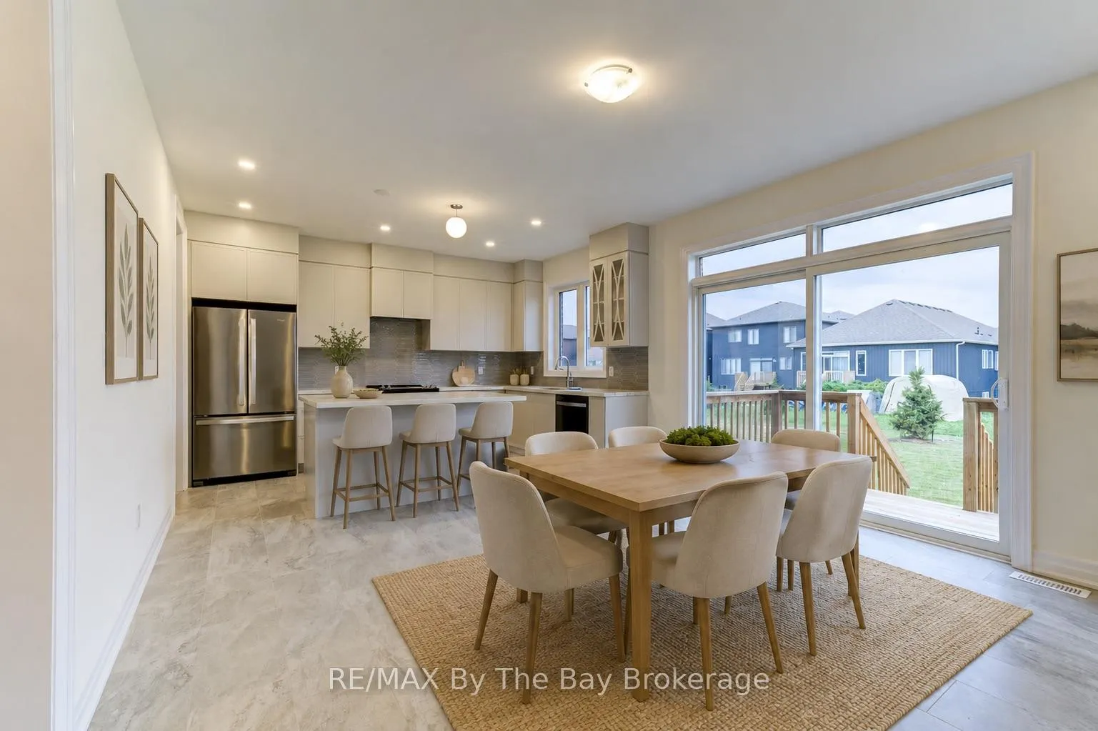 Photo 7 of 186 Mapleside Drive, Wasaga Beach — HOMEH