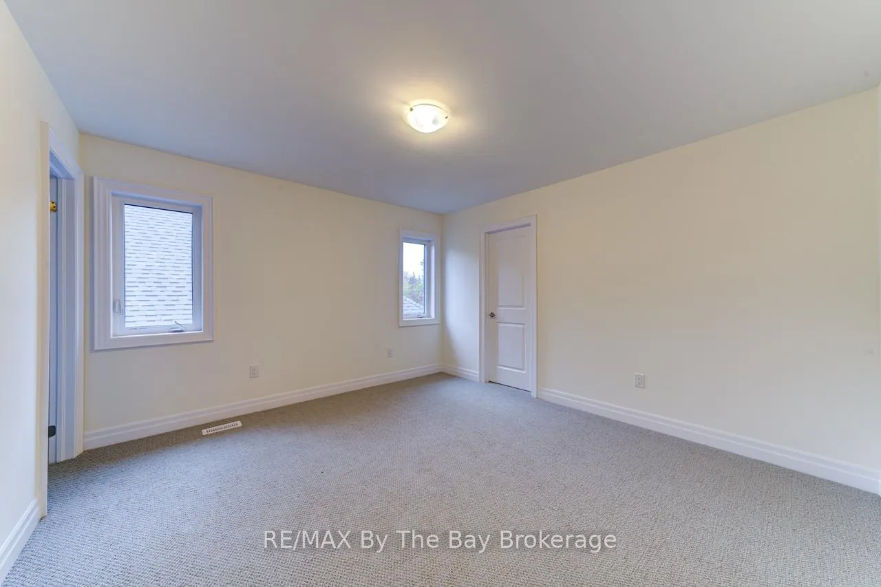 Photo 21 of 186 Mapleside Drive, Wasaga Beach — HOMEH