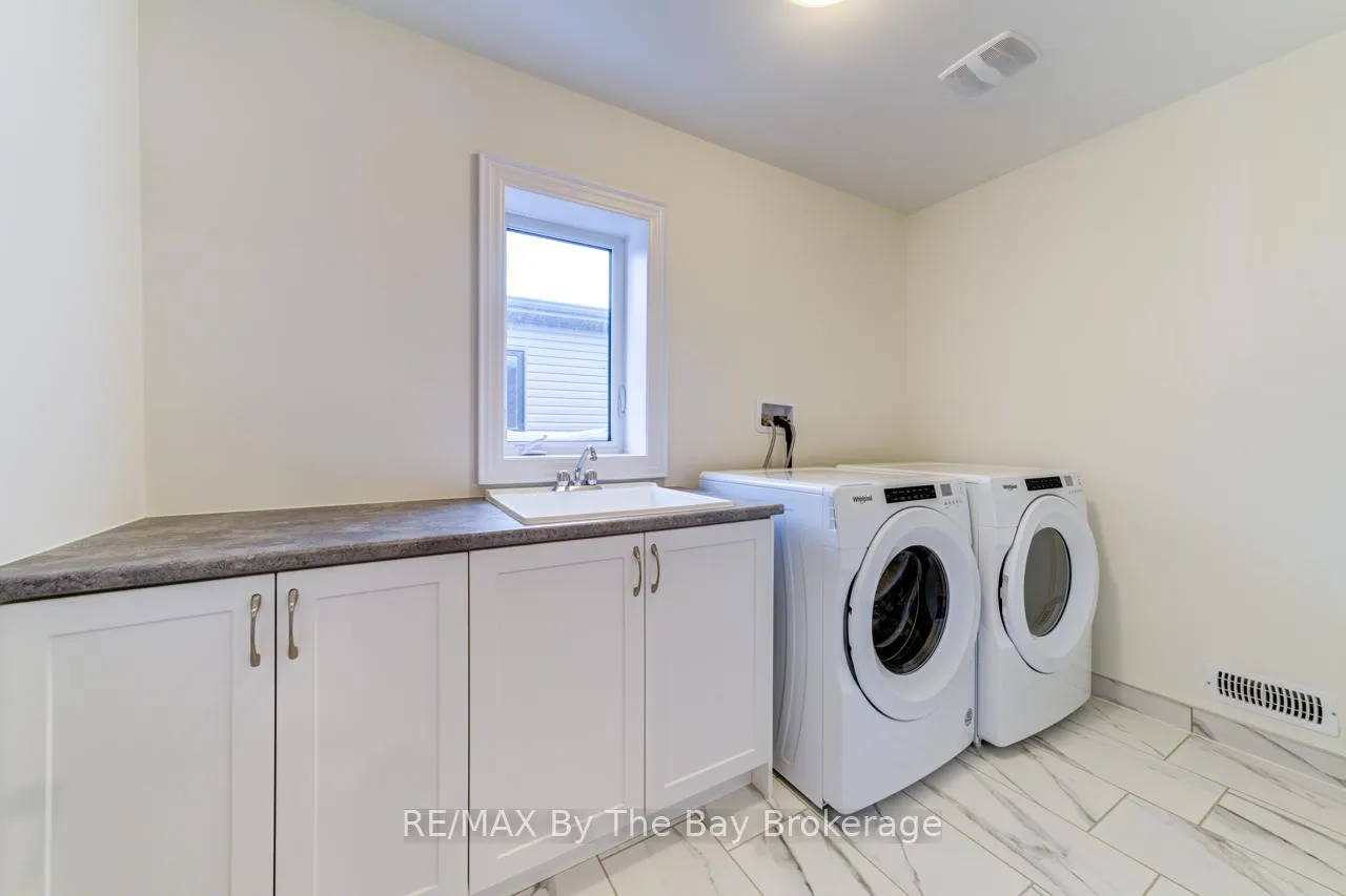 Photo 35 of 186 Mapleside Drive, Wasaga Beach — HOMEH