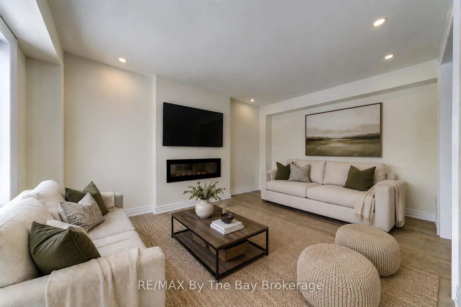 Photo 12 of 182 Mapleside Drive, Wasaga Beach — HOMEH