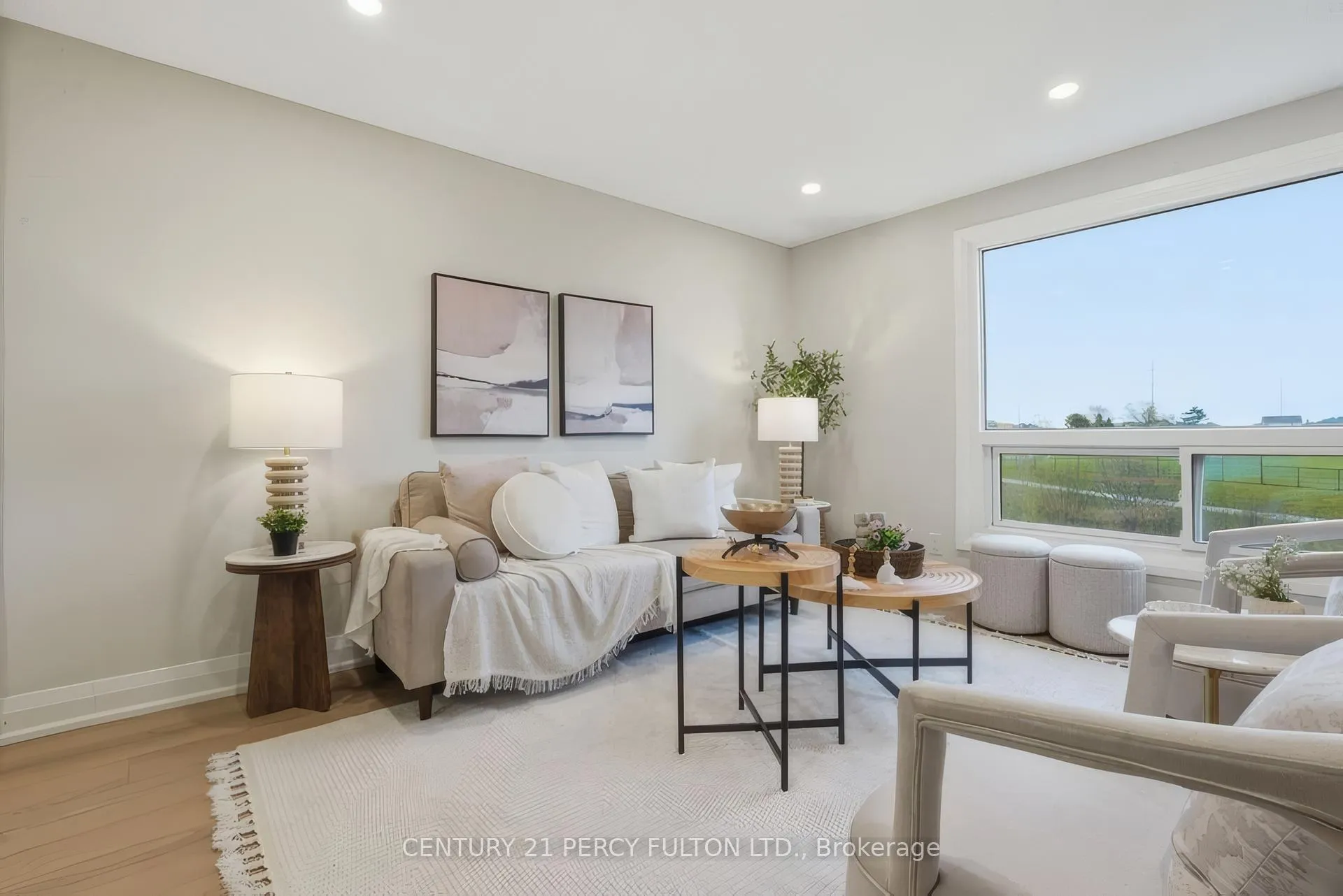 Photo 5 of Unit 46, 700 Paisley Road, Guelph, Willow West/Sugarbush/West Acres — HOMEH