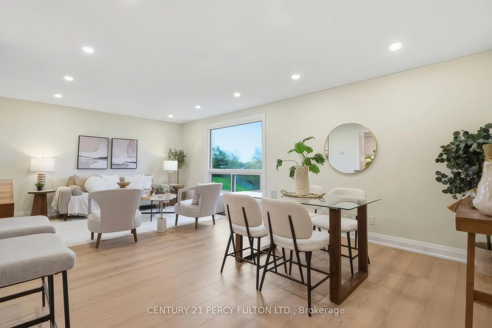 Photo 10 of Unit 46, 700 Paisley Road, Guelph, Willow West/Sugarbush/West Acres — HOMEH