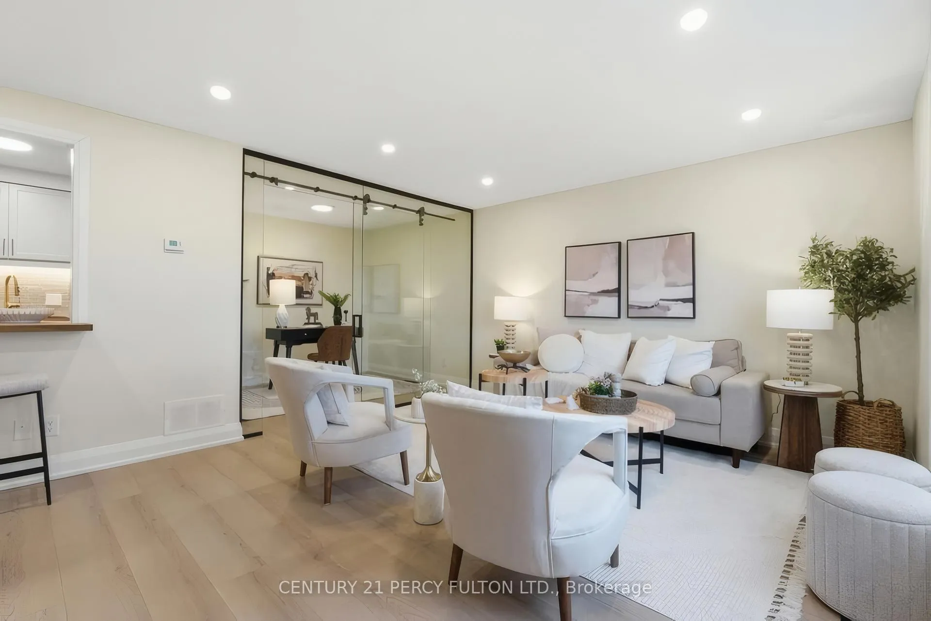 Photo 12 of Unit 46, 700 Paisley Road, Guelph, Willow West/Sugarbush/West Acres — HOMEH