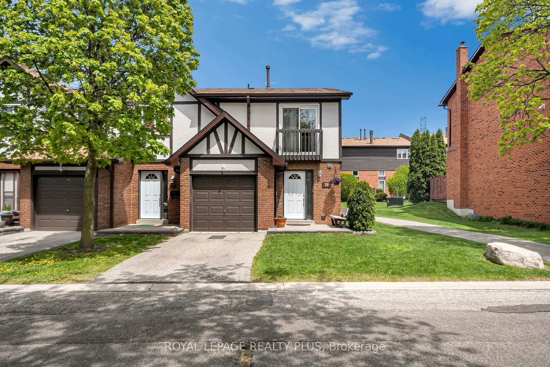 Photo 2 of Unit 39, 1755 Rathburn Road E, Mississauga, Rathwood — HOMEH