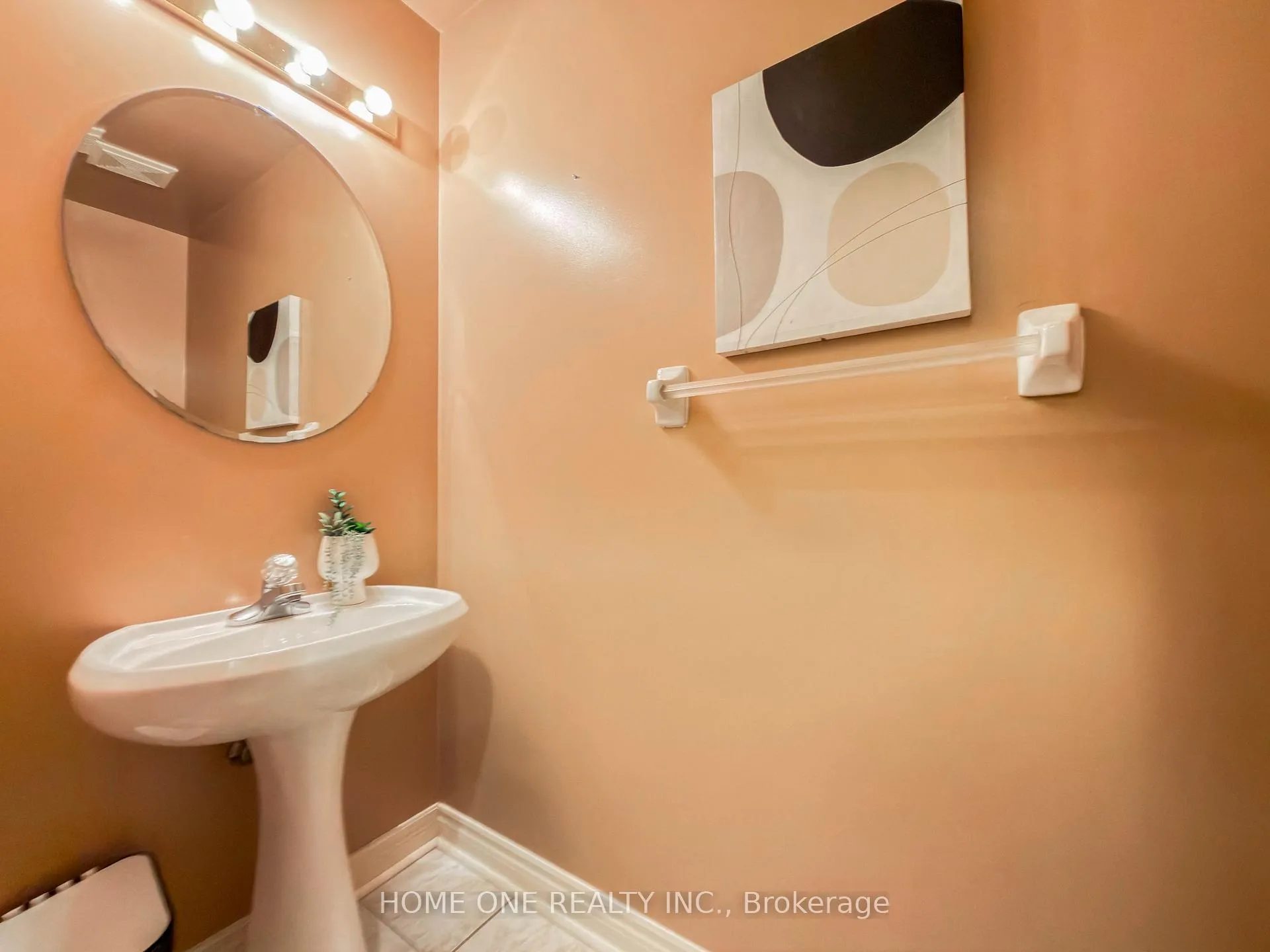 Photo 9 of 27 Moses Crescent, Markham, Cachet — HOMEH