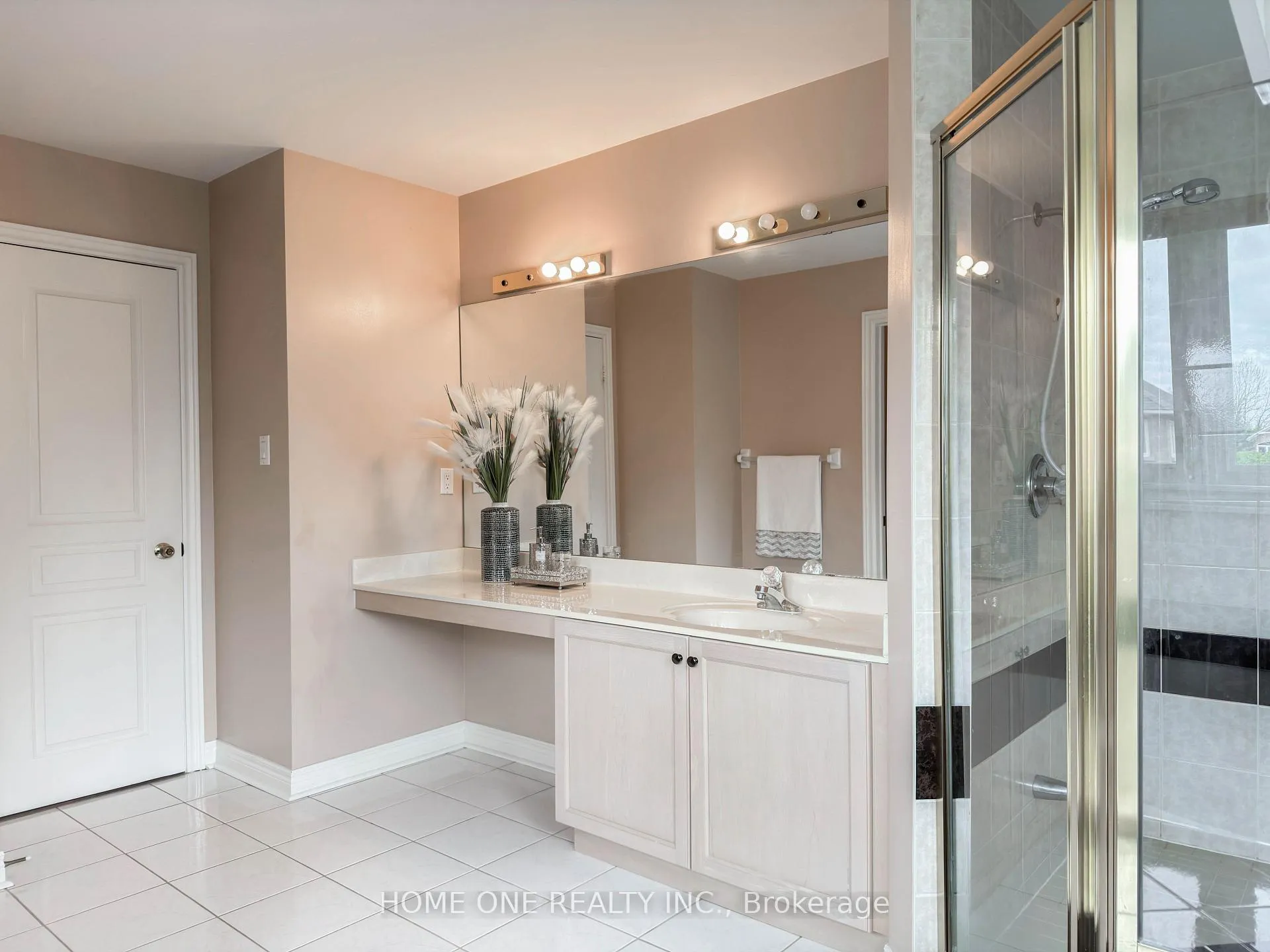 Photo 32 of 27 Moses Crescent, Markham, Cachet — HOMEH