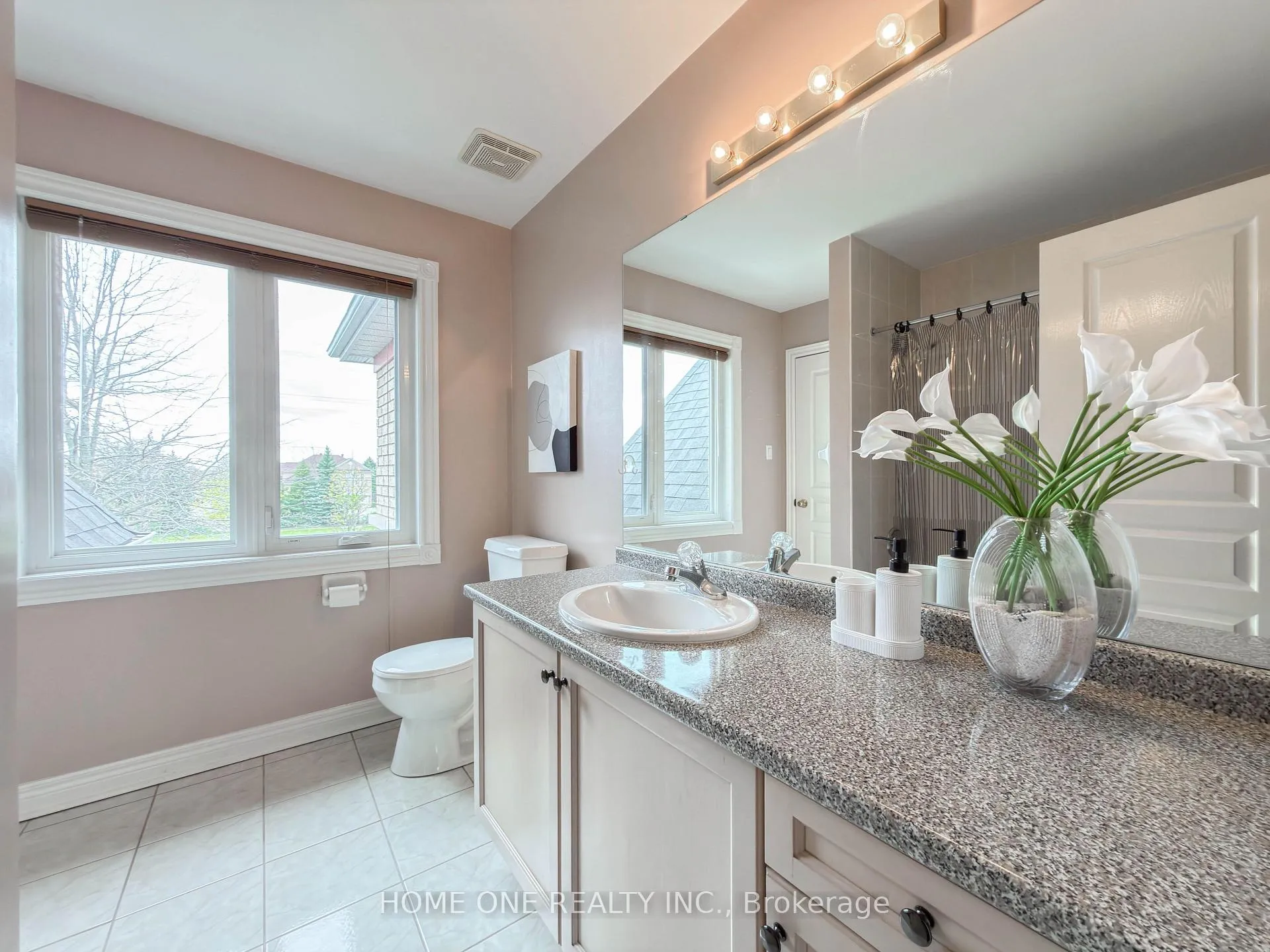 Photo 34 of 27 Moses Crescent, Markham, Cachet — HOMEH