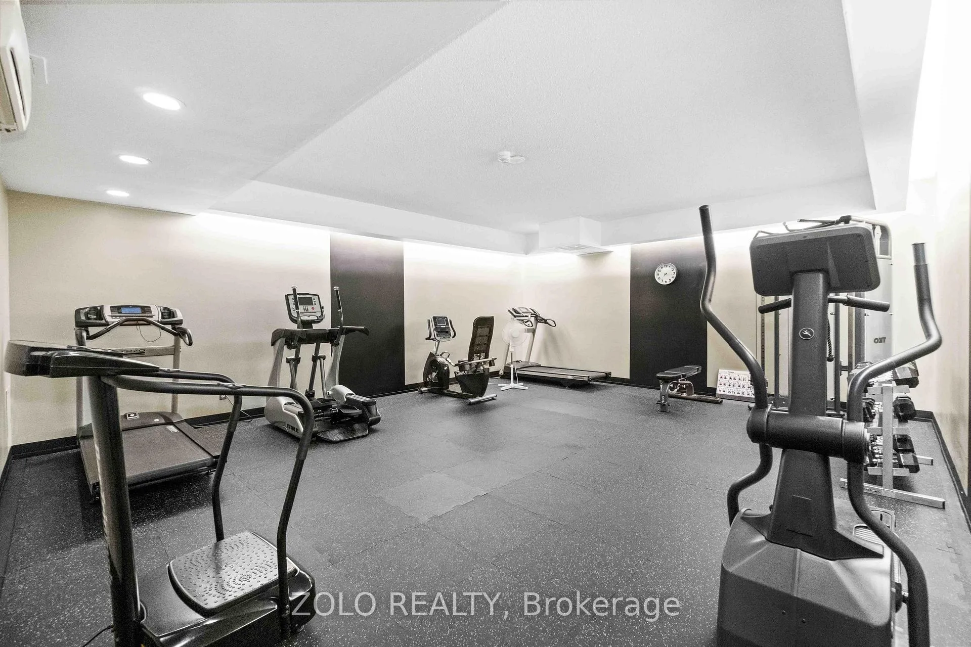 Photo 22 of Unit 501, 2759 Carousel Crescent, Ottawa, Emerald Woods/Sawmill Creek — HOMEH