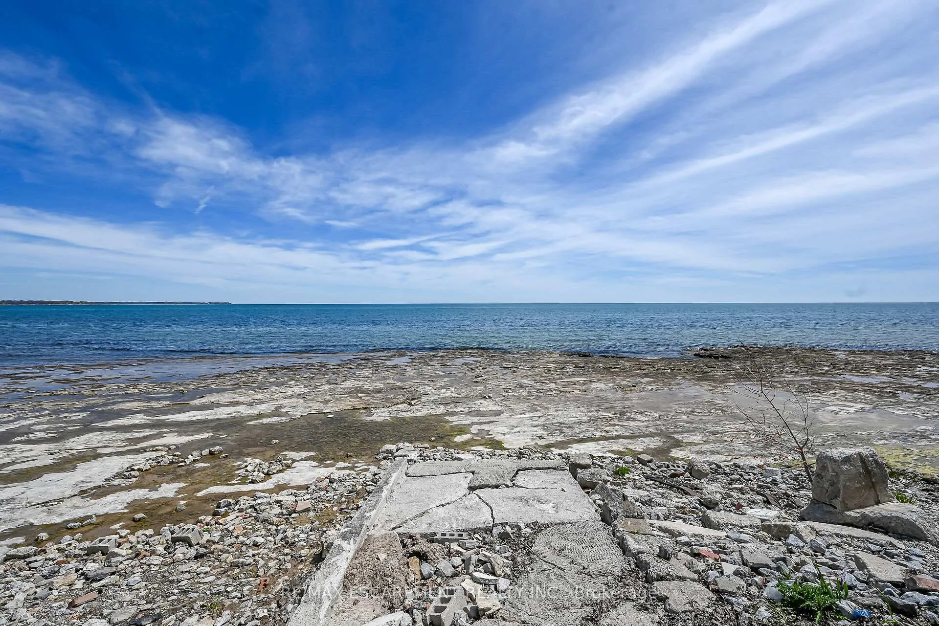 Photo 4 of 2785 Lakeshore Road, Haldimand, Dunnville — HOMEH