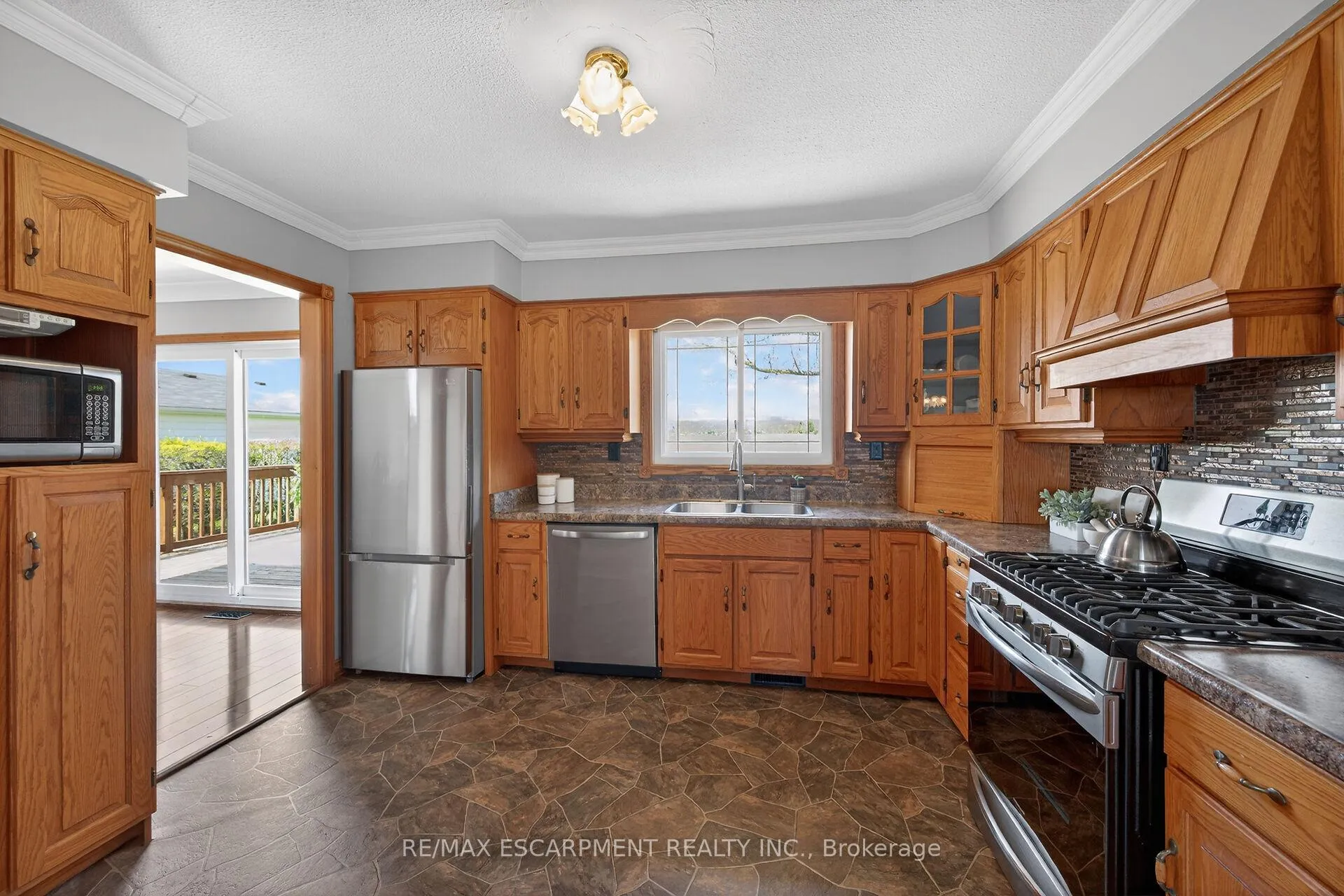 Photo 17 of 2785 Lakeshore Road, Haldimand, Dunnville — HOMEH