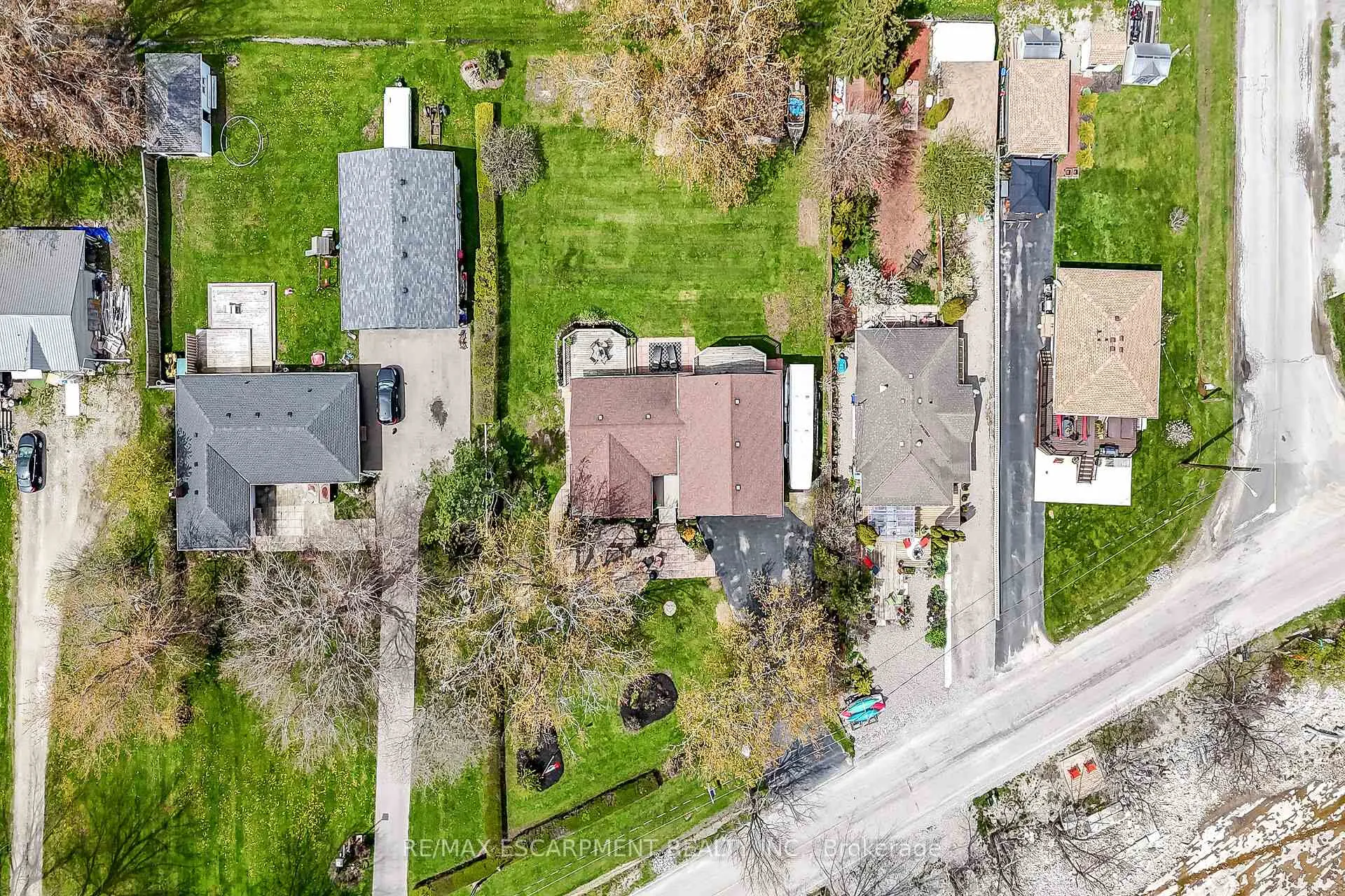 Photo 48 of 2785 Lakeshore Road, Haldimand, Dunnville — HOMEH