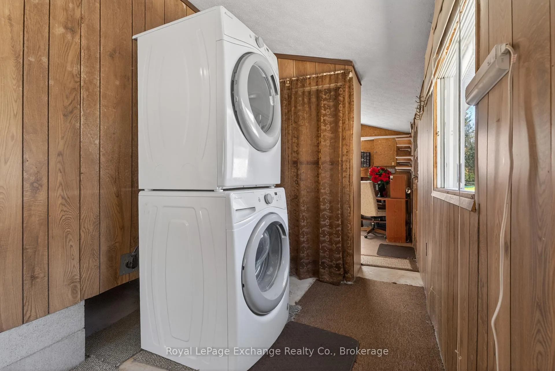 Photo 27 of 404 Browns Lane, Huron-Kinloss — HOMEH