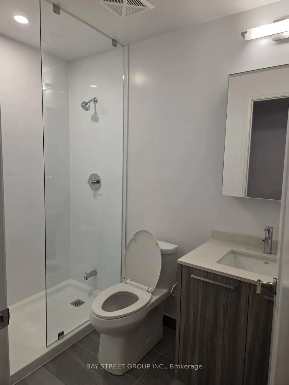 Photo 16 of Unit 702, 65 Broadway Avenue, Toronto, Mount Pleasant West — HOMEH