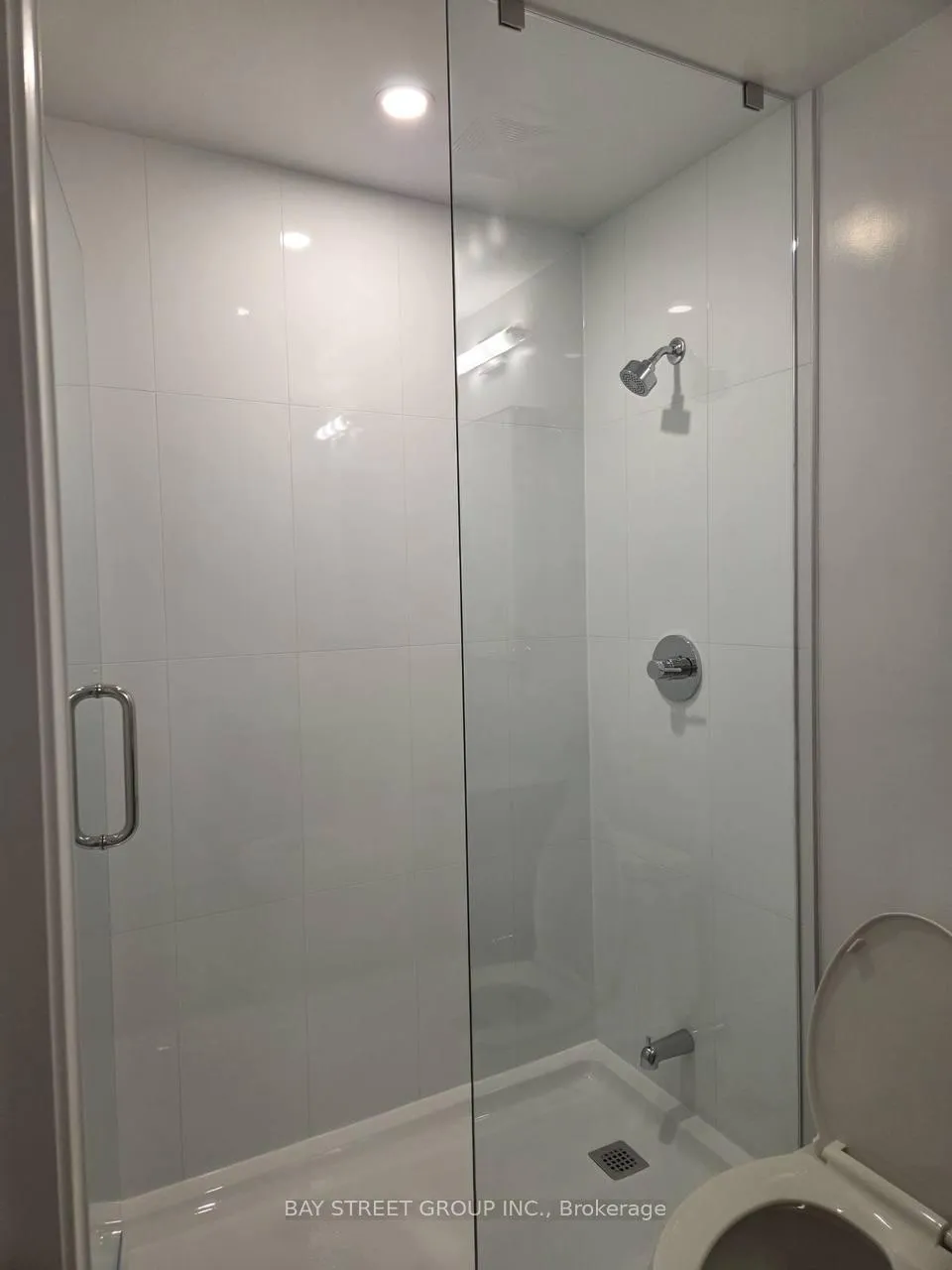 Photo 17 of Unit 702, 65 Broadway Avenue, Toronto, Mount Pleasant West — HOMEH