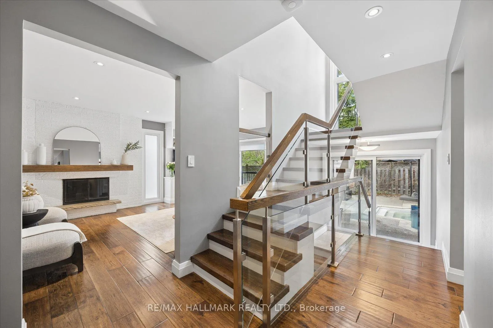 Photo 10 of 28 Reesorville Road, Markham, Markham Village — HOMEH