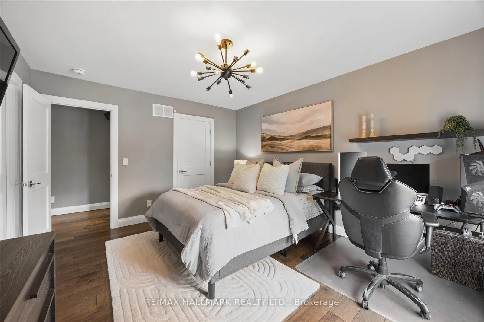 Photo 31 of 28 Reesorville Road, Markham, Markham Village — HOMEH