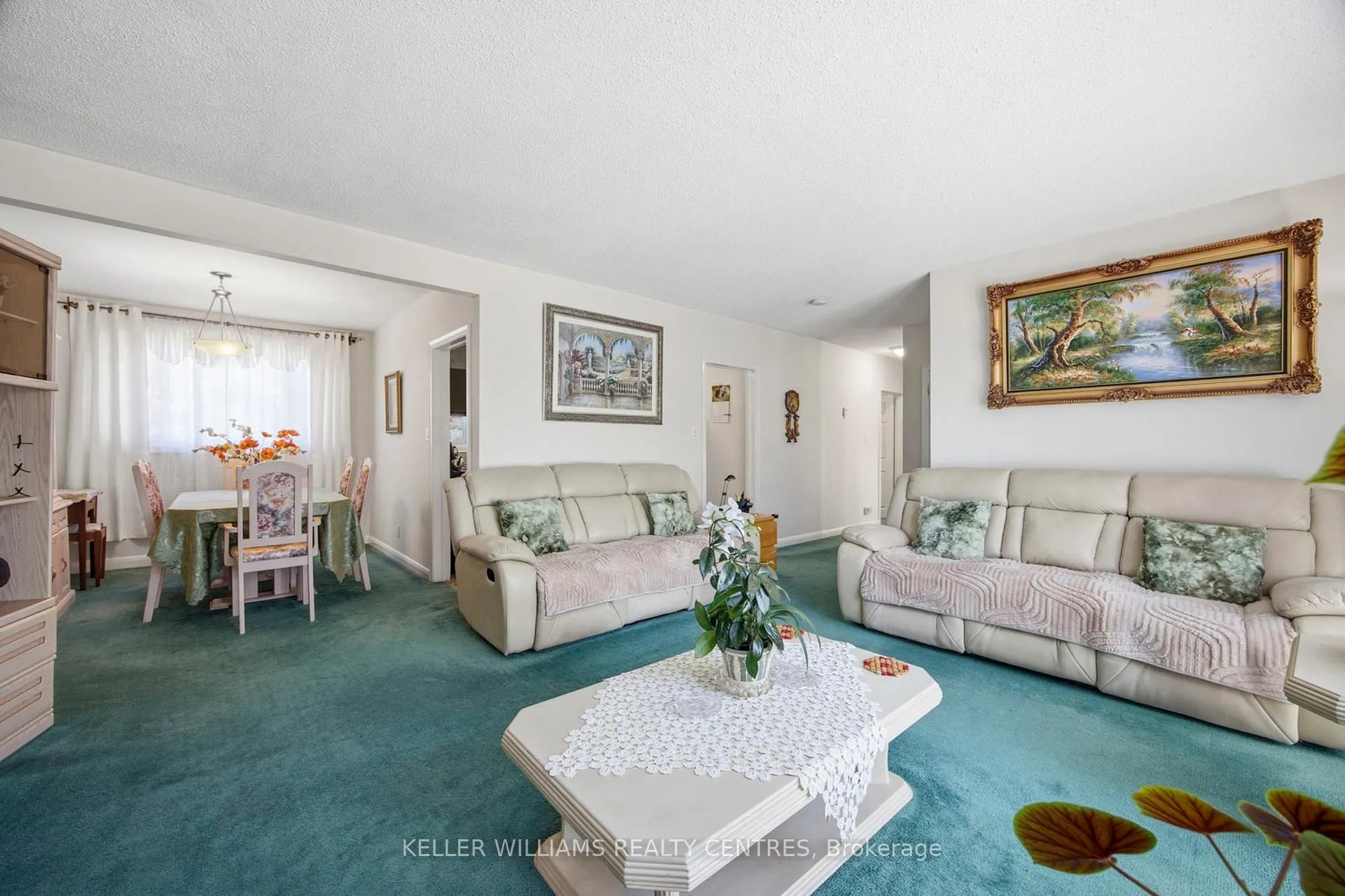 Photo 4 of 30 Bendale Boulevard W, Scarborough, Bendale — HOMEH