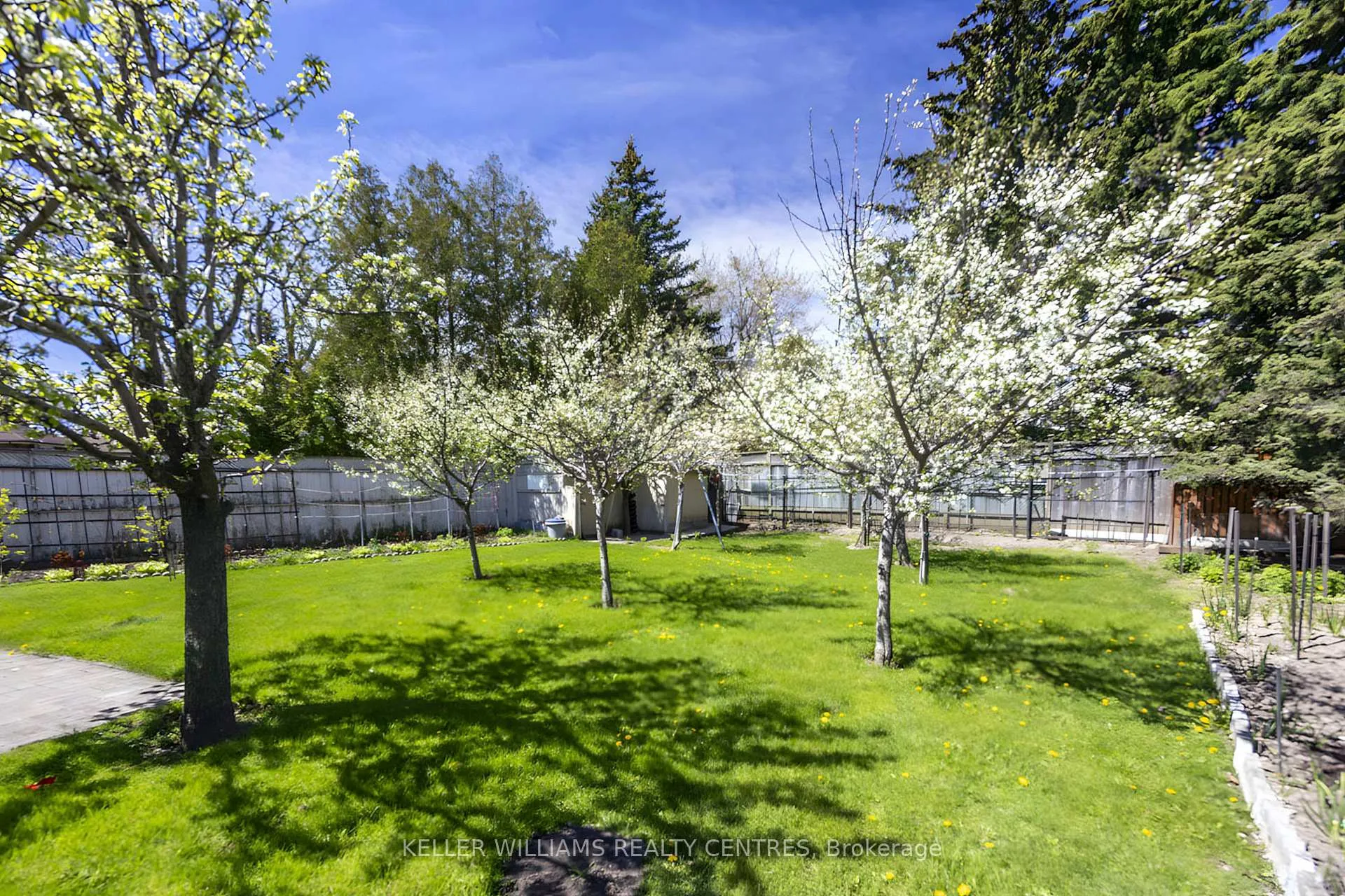 Photo 33 of 30 Bendale Boulevard W, Scarborough, Bendale — HOMEH