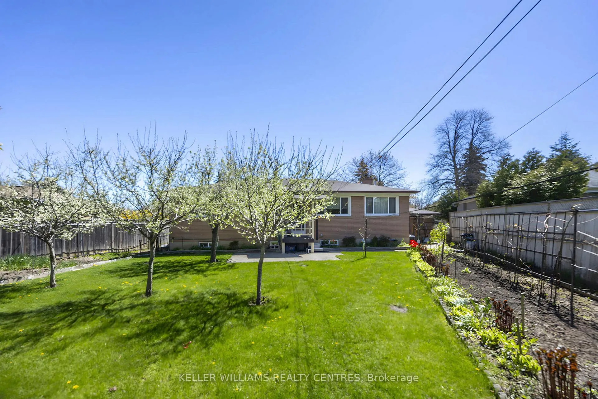 Photo 35 of 30 Bendale Boulevard W, Scarborough, Bendale — HOMEH