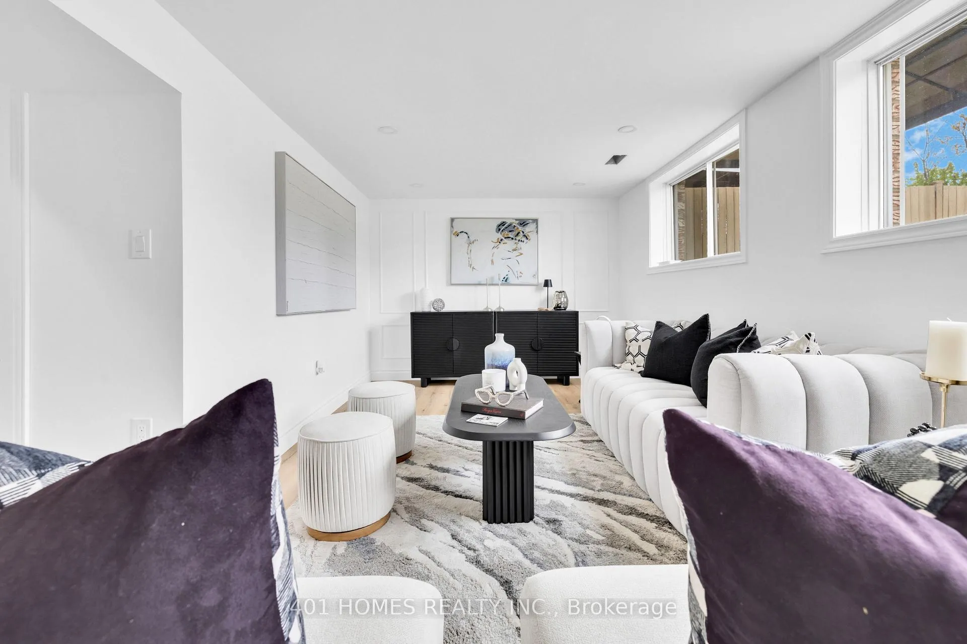 Photo 15 of 10540 Halstead Crescent N, Windsor — HOMEH