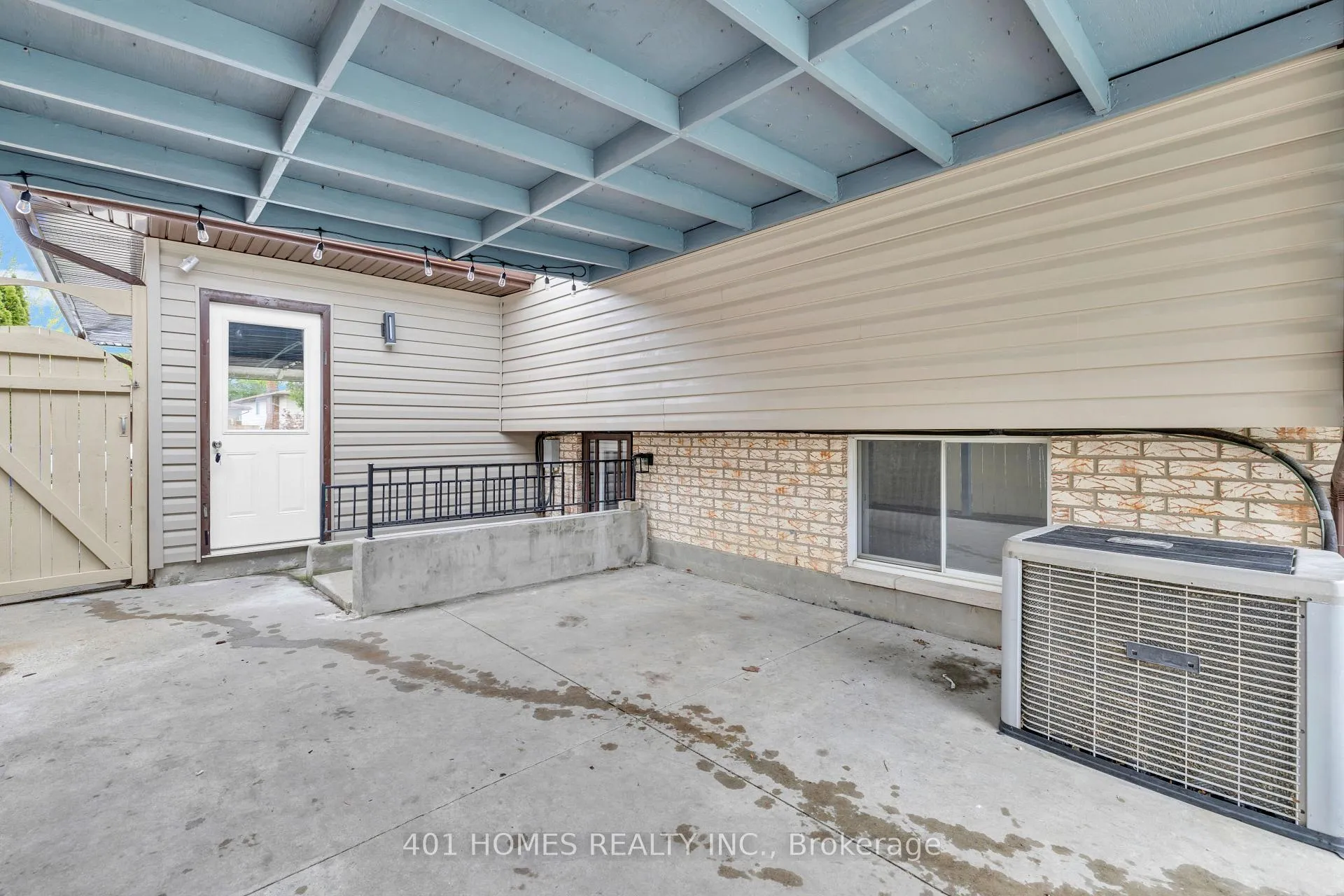 Photo 20 of 10540 Halstead Crescent N, Windsor — HOMEH