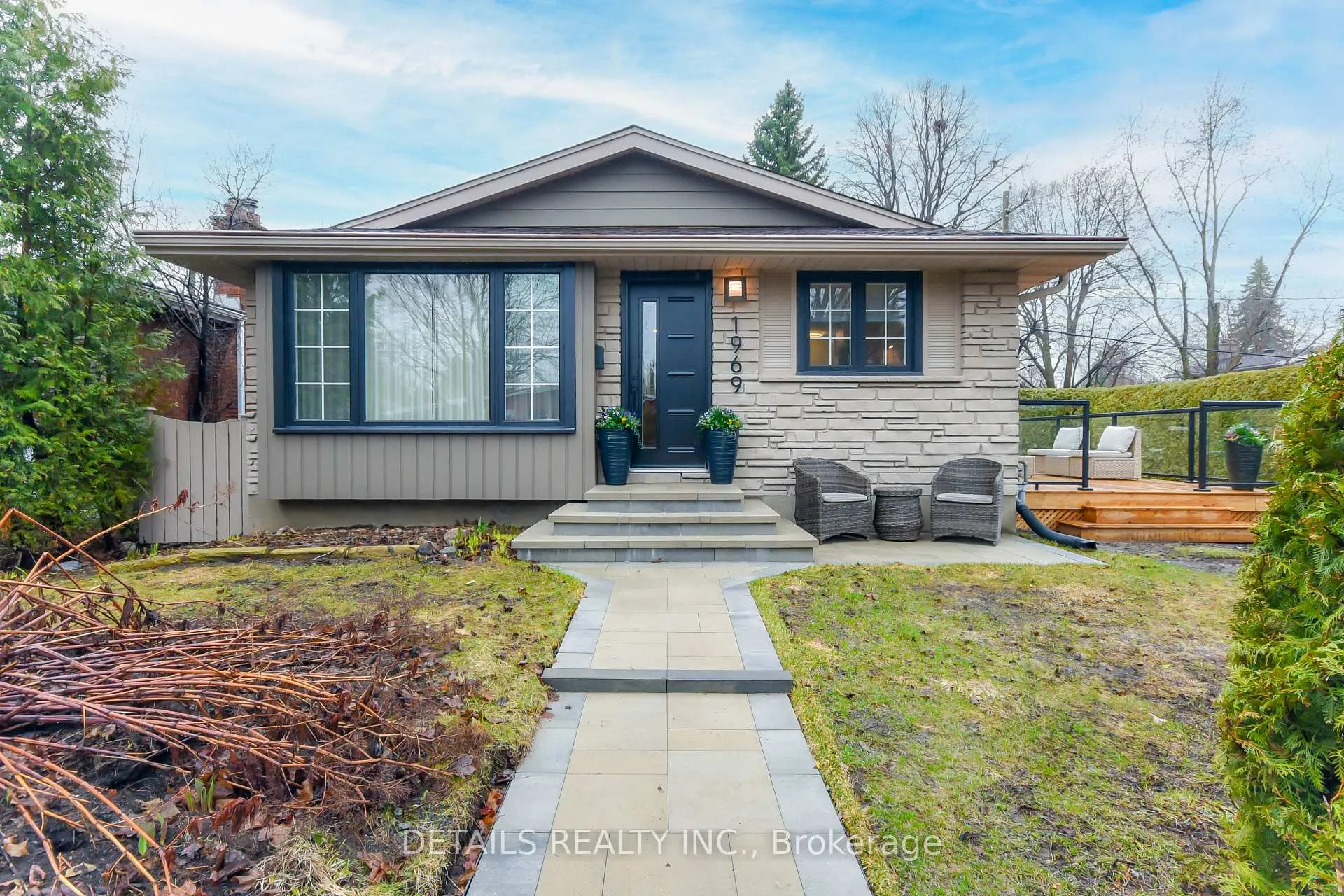 Photo 2 of 1969 Sharel Drive, Ottawa, Guildwood Estates - Urbandale Acres — HOMEH