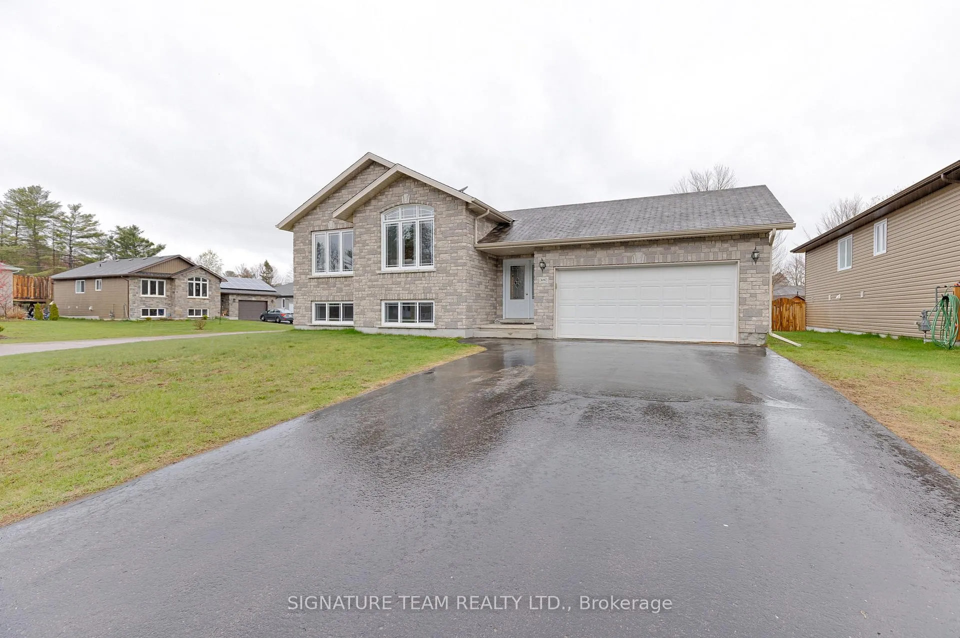 Photo 3 of 1017 Beatty Crescent, Deep River — HOMEH