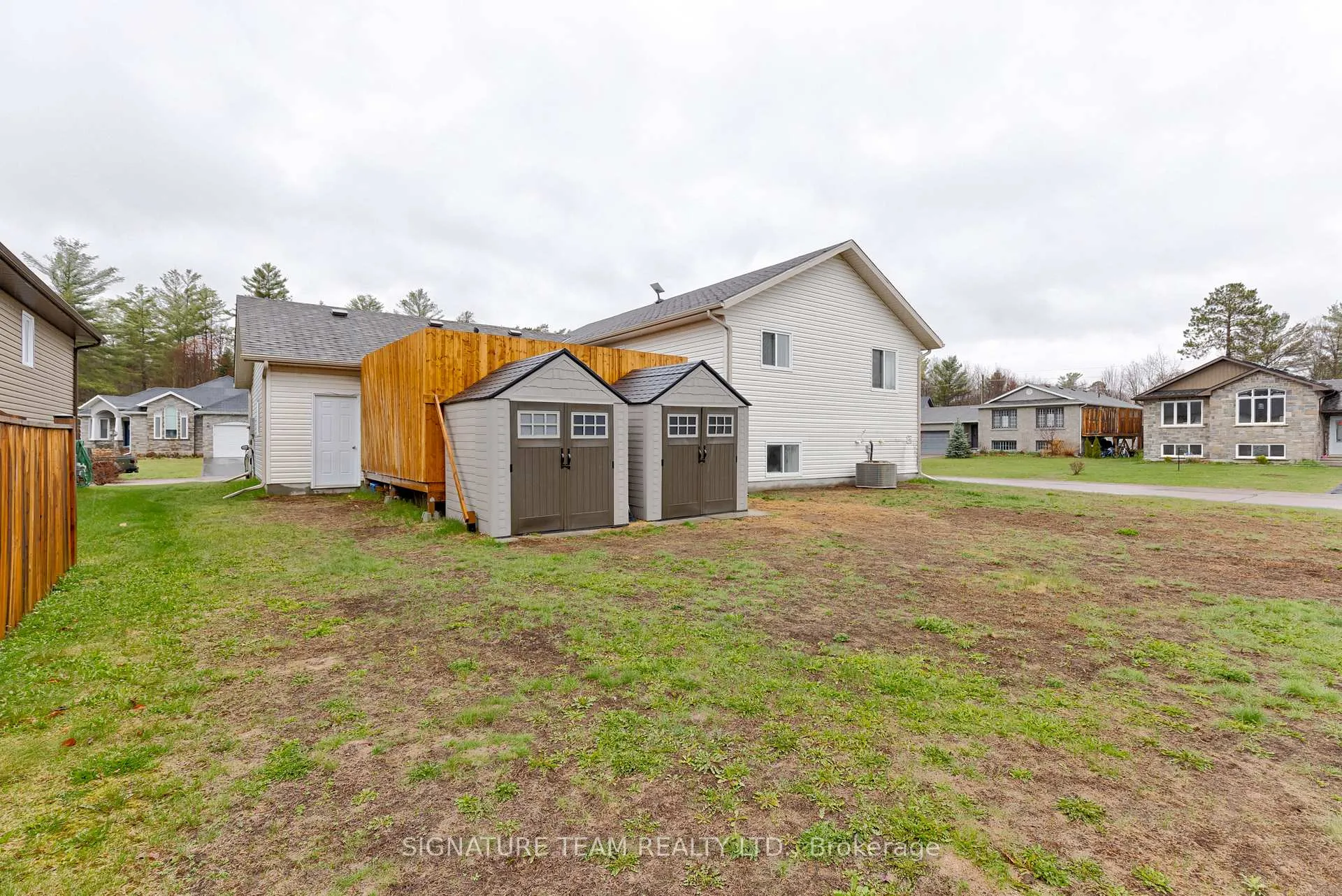 Photo 4 of 1017 Beatty Crescent, Deep River — HOMEH