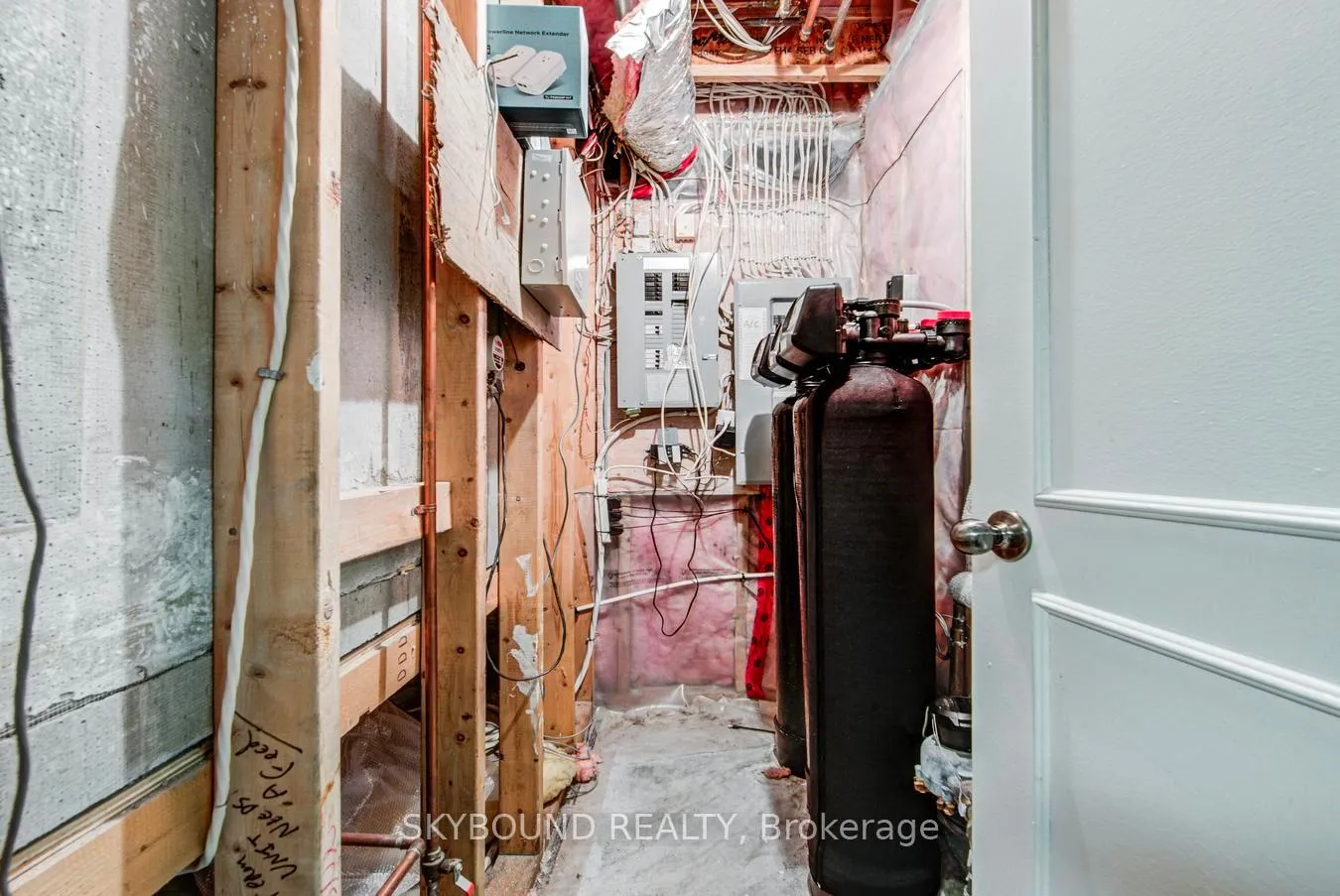 Photo 33 of 58 Kirk Drive, Markham, Royal Orchard — HOMEH