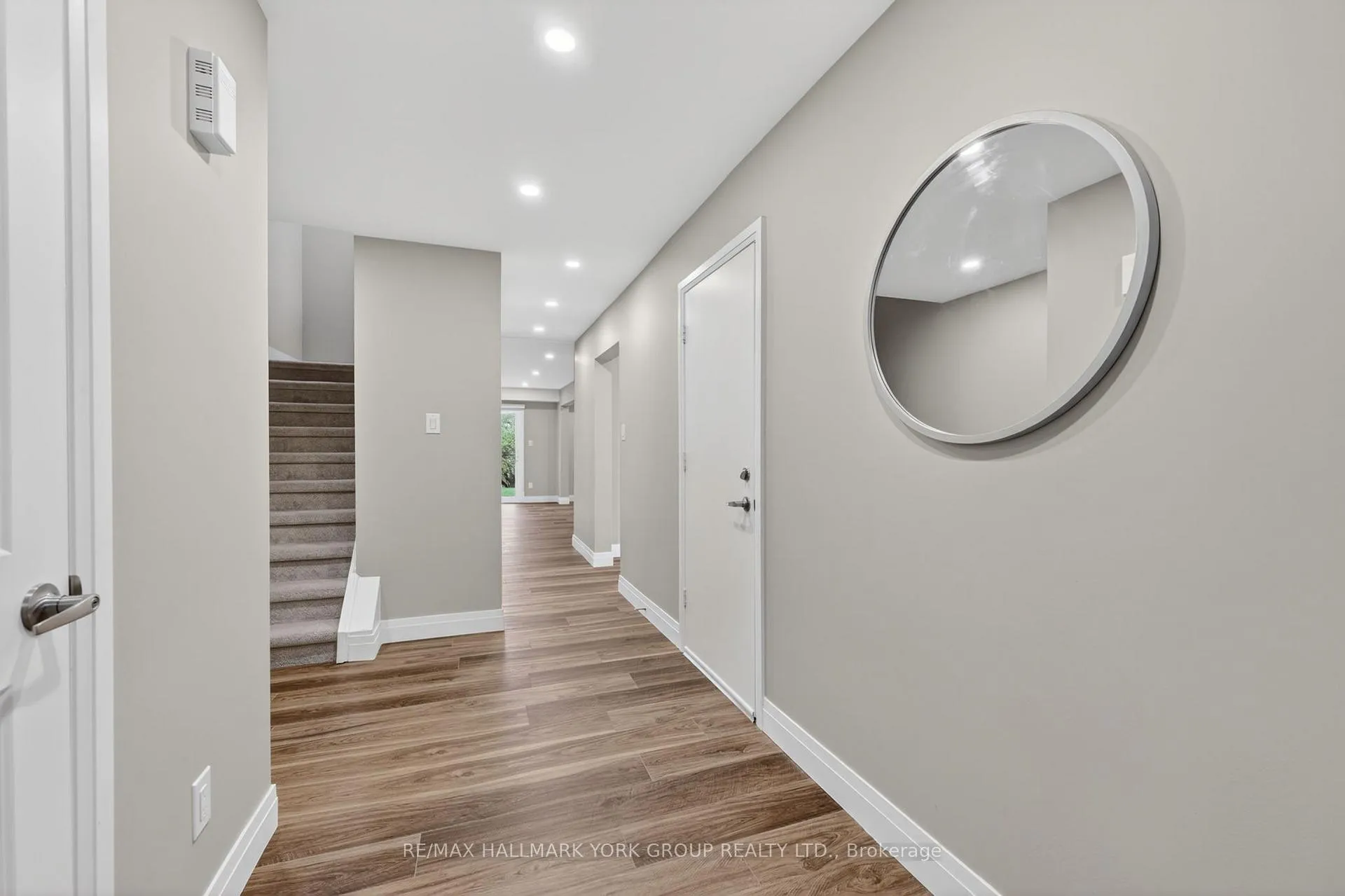 Photo 4 of 176 Spruce Street, Aurora, Aurora Village — HOMEH