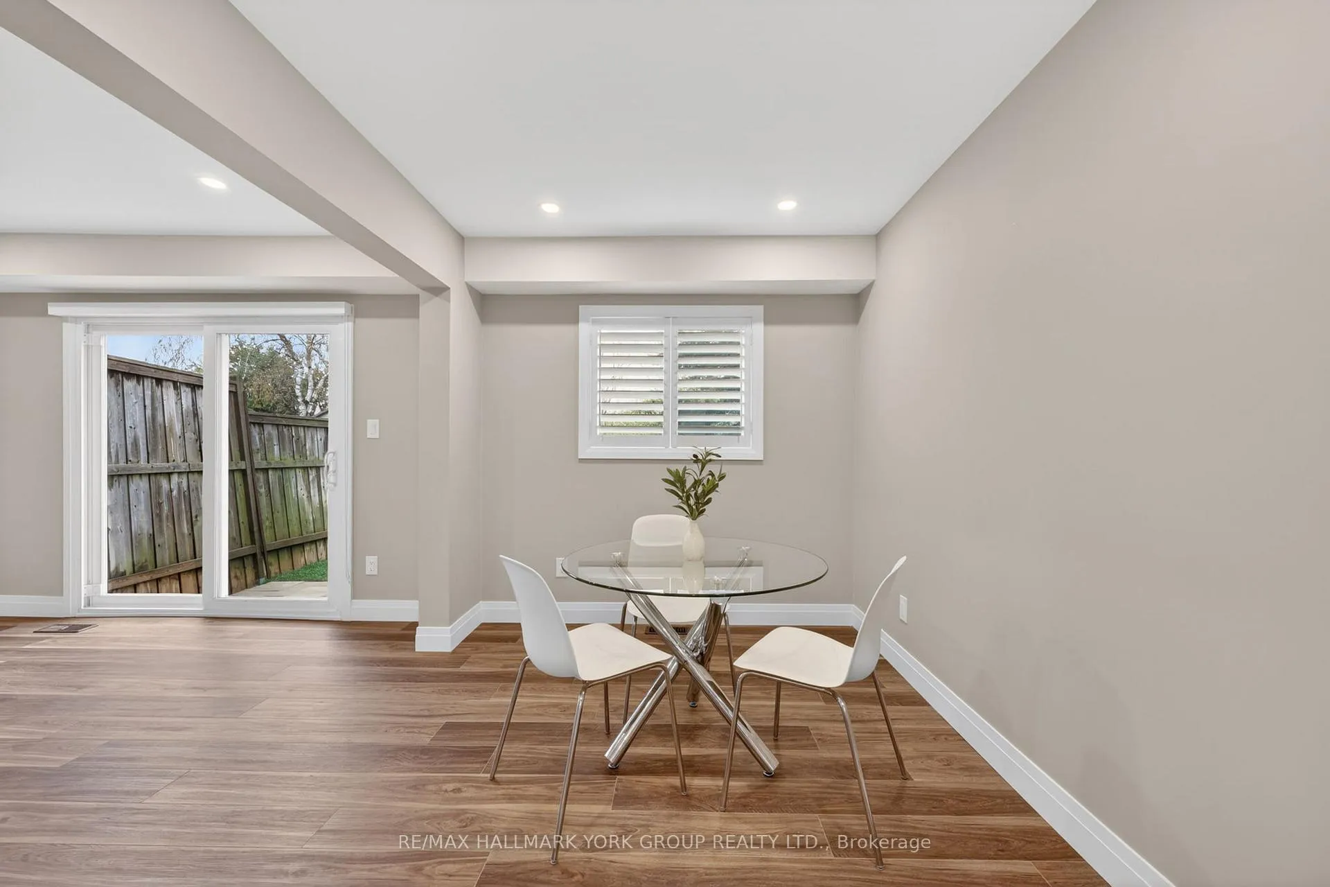 Photo 10 of 176 Spruce Street, Aurora, Aurora Village — HOMEH