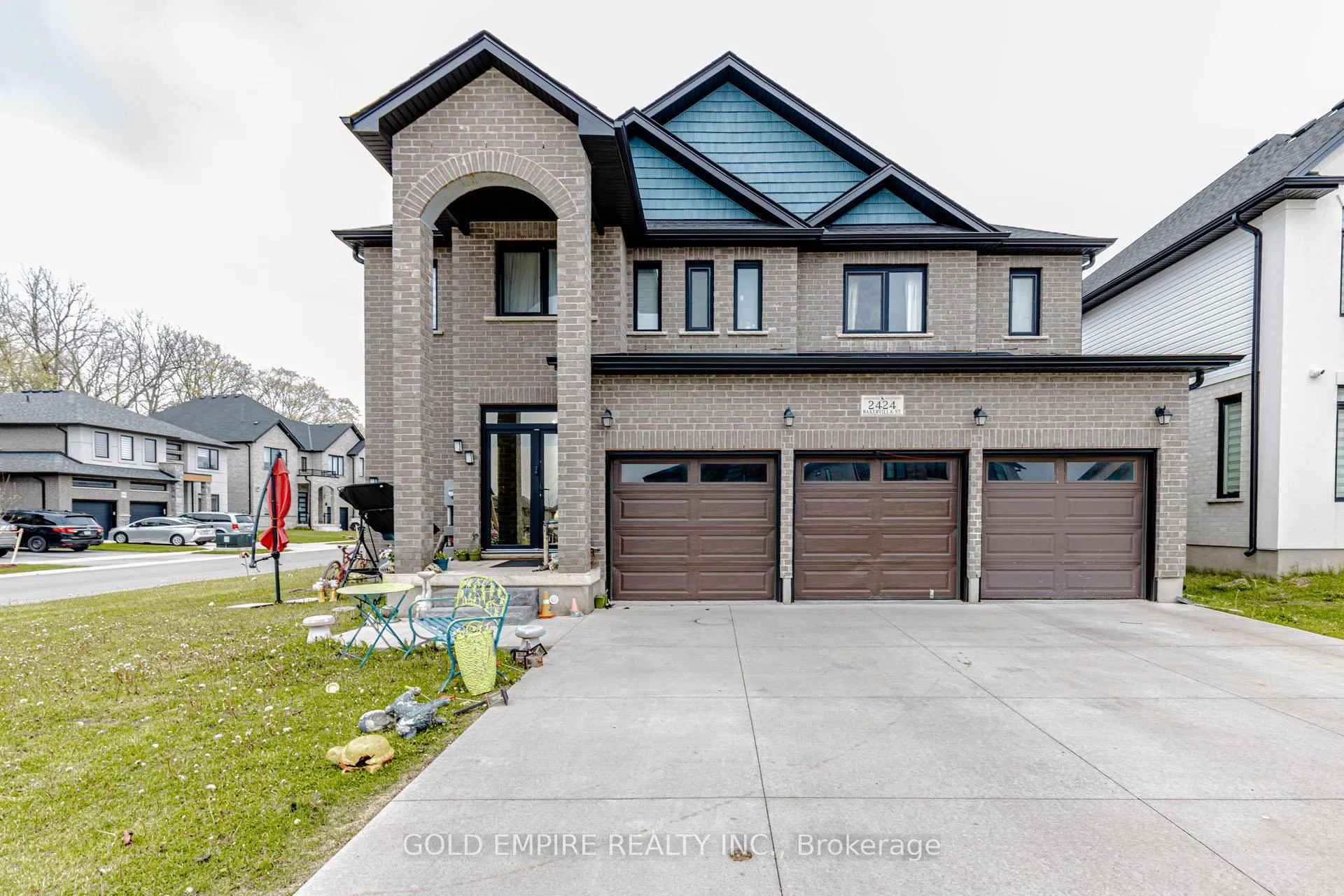 Front of 2424 Bakervilla Street