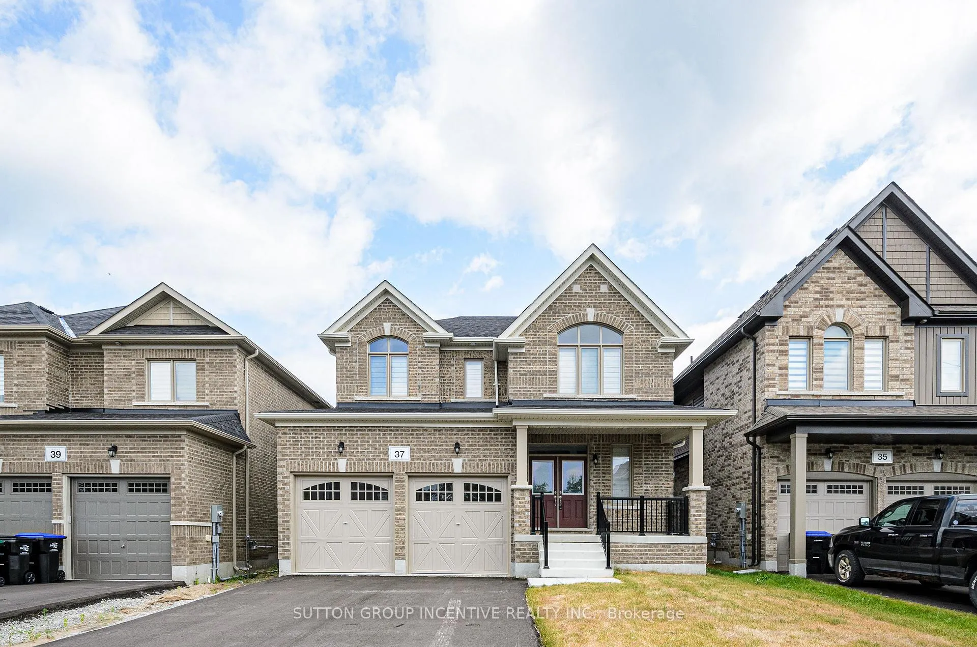 Photo 1 of 37 Baycroft Boulevard, Essa, Angus — HOMEH