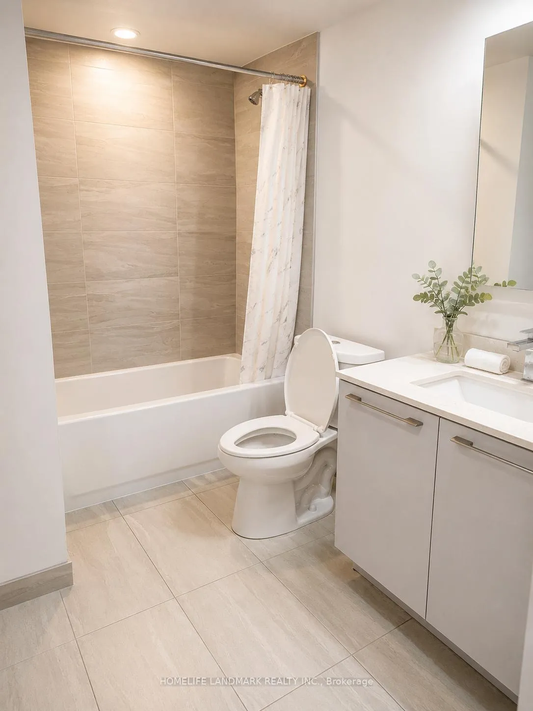 Photo 6 of Unit 3506, 8 Water Walk Drive, Markham, Unionville — HOMEH