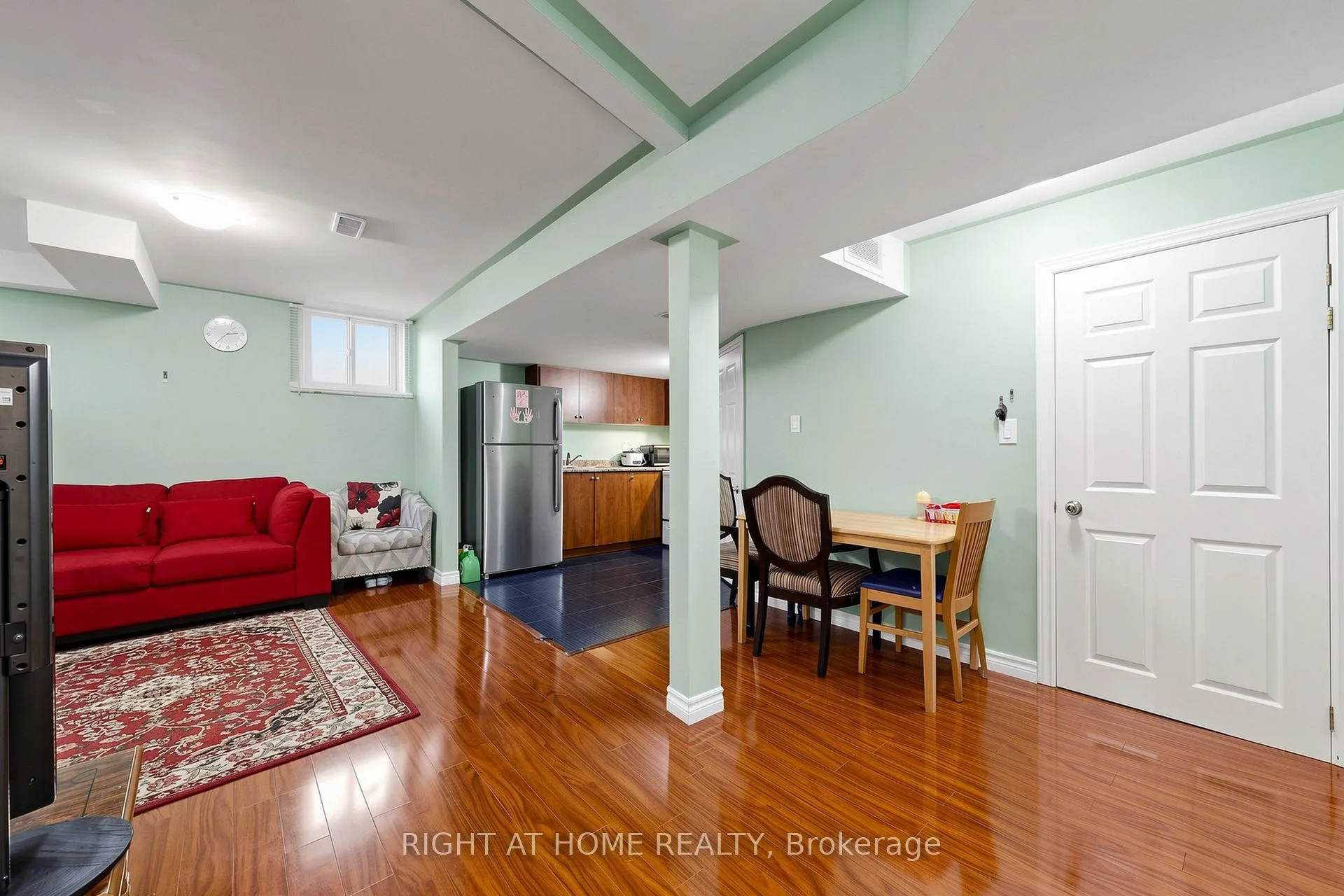 Photo 24 of 648 Blackwood Boulevard, Oshawa, Taunton — HOMEH