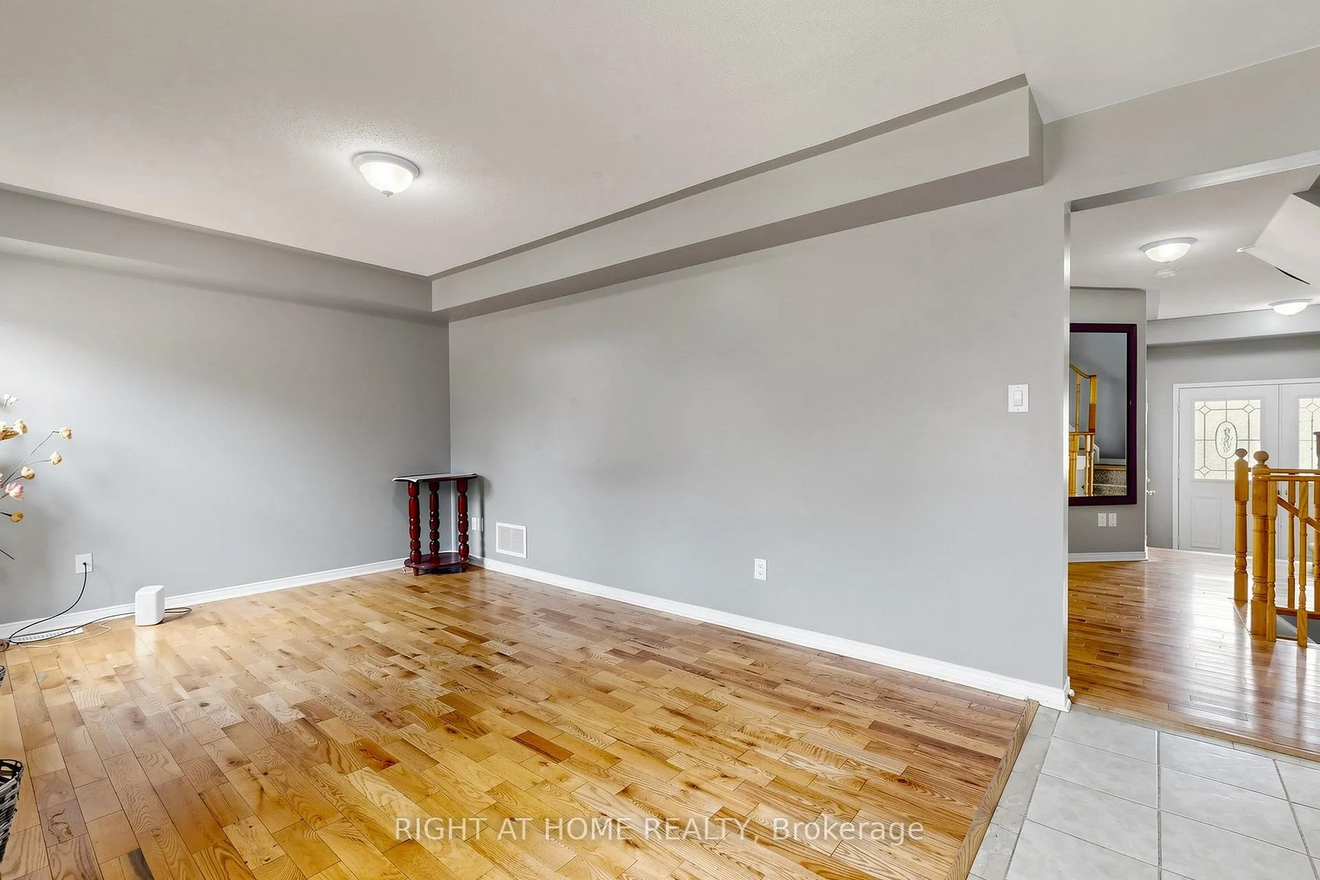 Photo 37 of 648 Blackwood Boulevard, Oshawa, Taunton — HOMEH