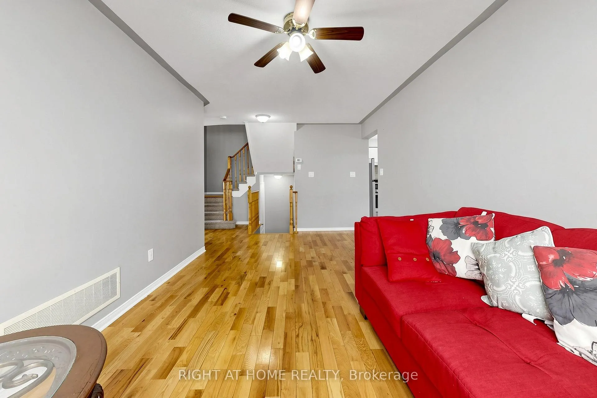 Photo 38 of 648 Blackwood Boulevard, Oshawa, Taunton — HOMEH