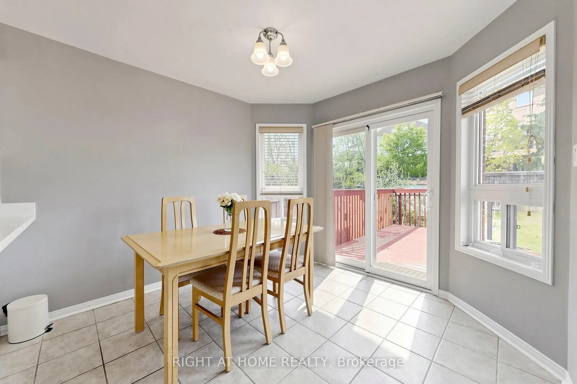 Photo 41 of 648 Blackwood Boulevard, Oshawa, Taunton — HOMEH