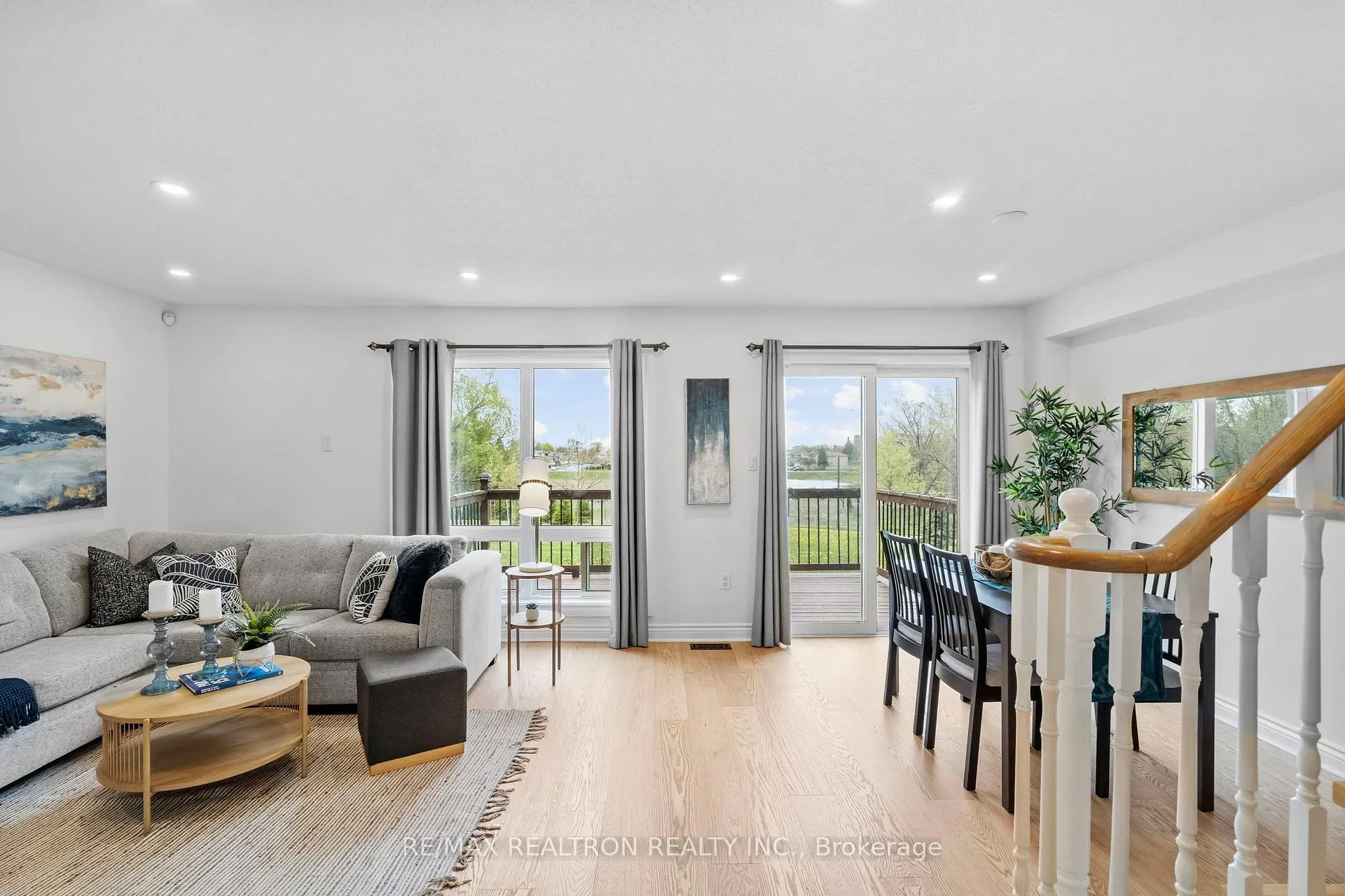 Photo 7 of 49 Torr Lane, Ajax, Central — HOMEH