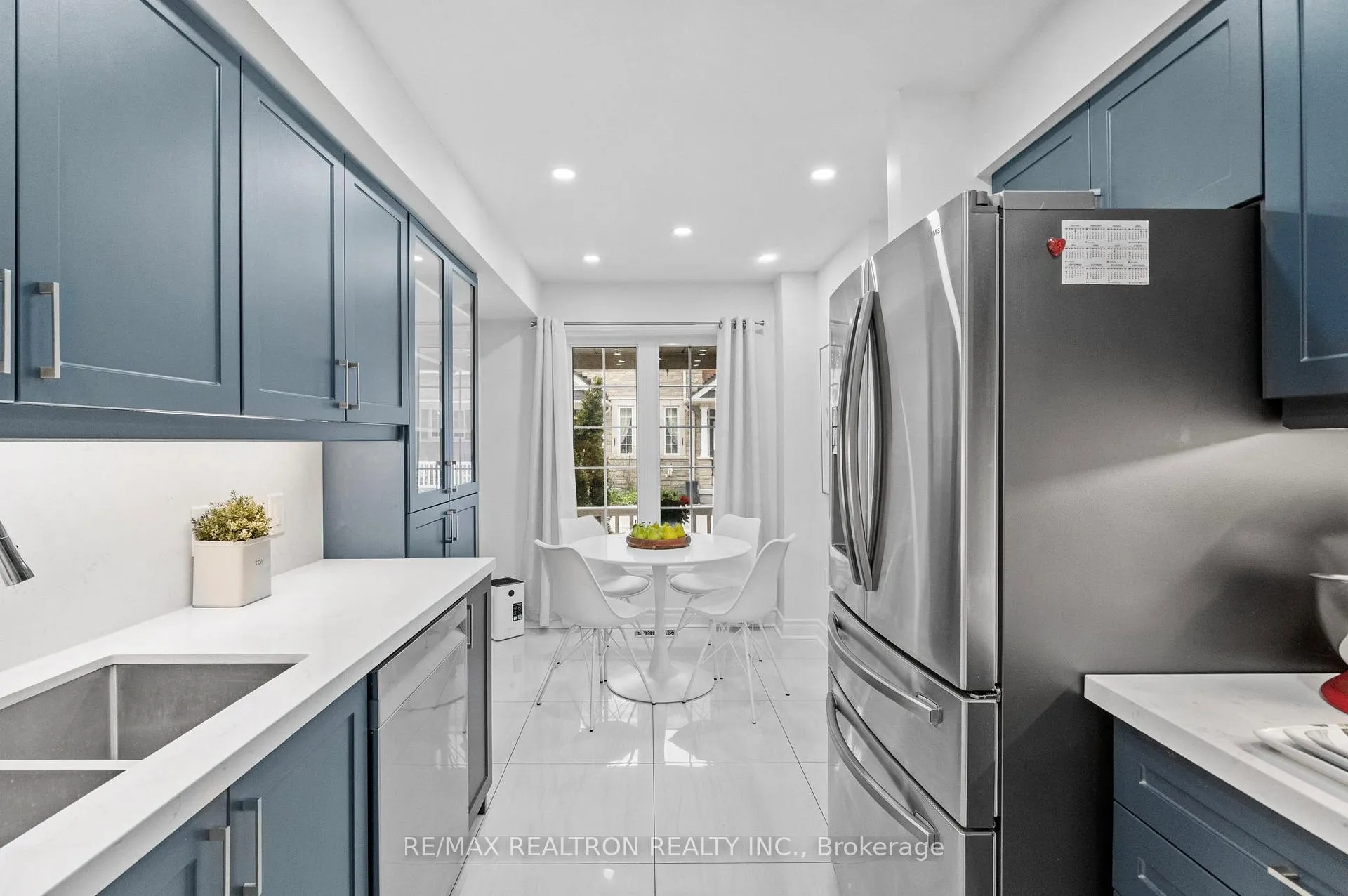 Photo 16 of 49 Torr Lane, Ajax, Central — HOMEH