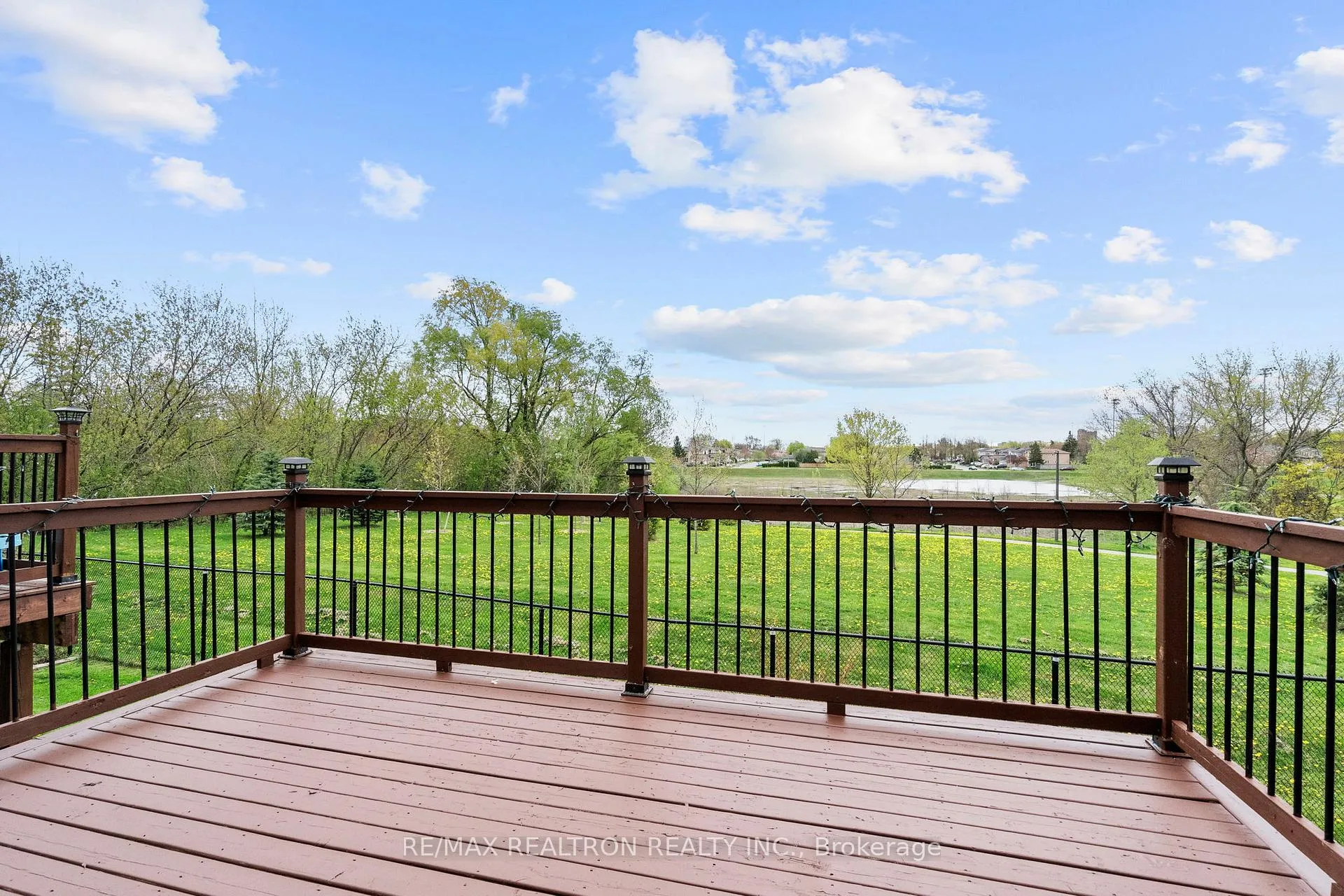 Photo 18 of 49 Torr Lane, Ajax, Central — HOMEH