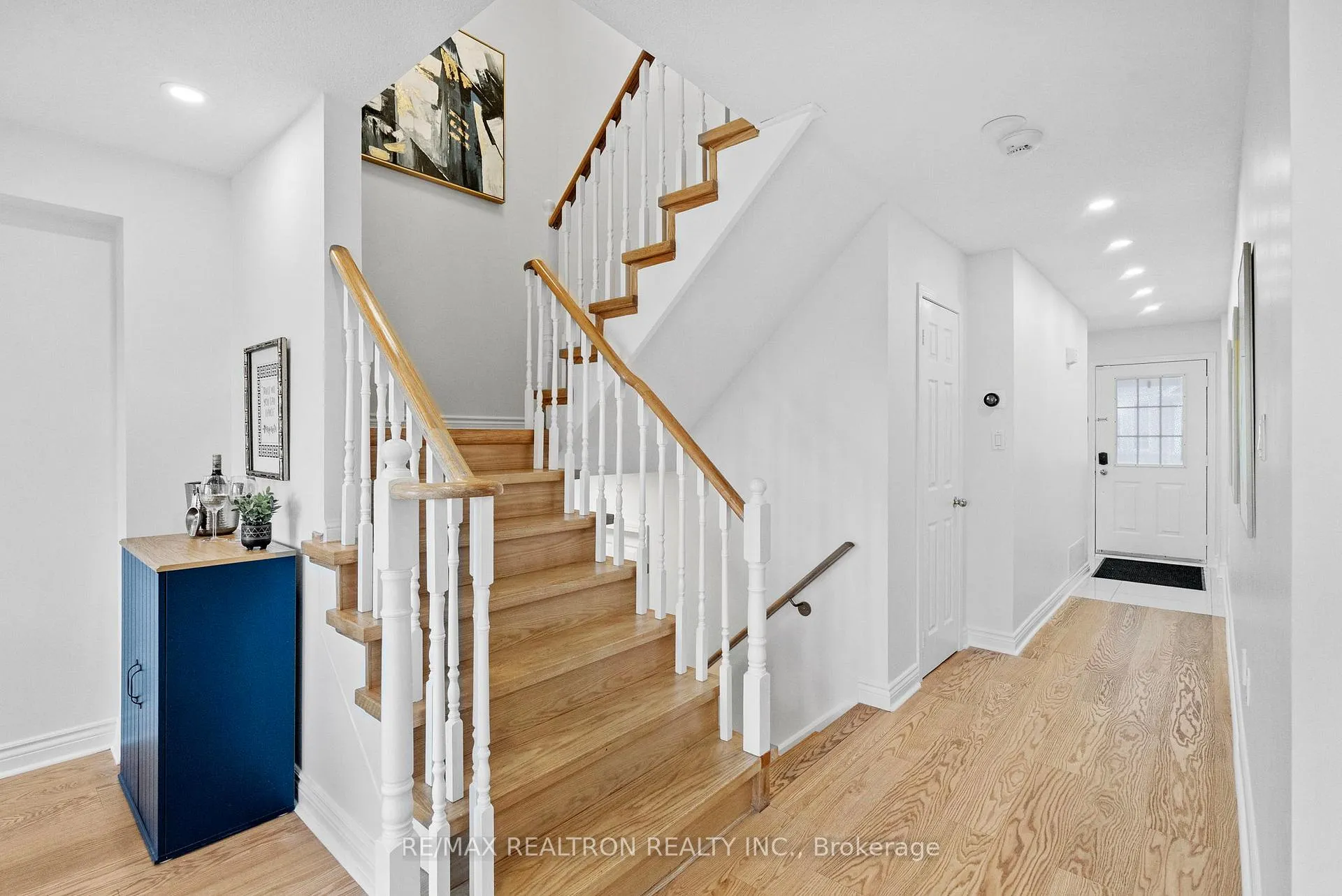 Photo 20 of 49 Torr Lane, Ajax, Central — HOMEH