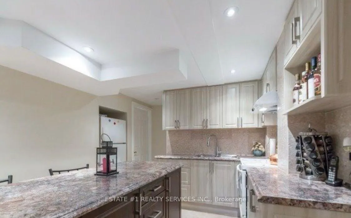 Photo 9 of Unit BSMNT, 36 Dafoe Crescent, Brampton, Fletcher's West — HOMEH