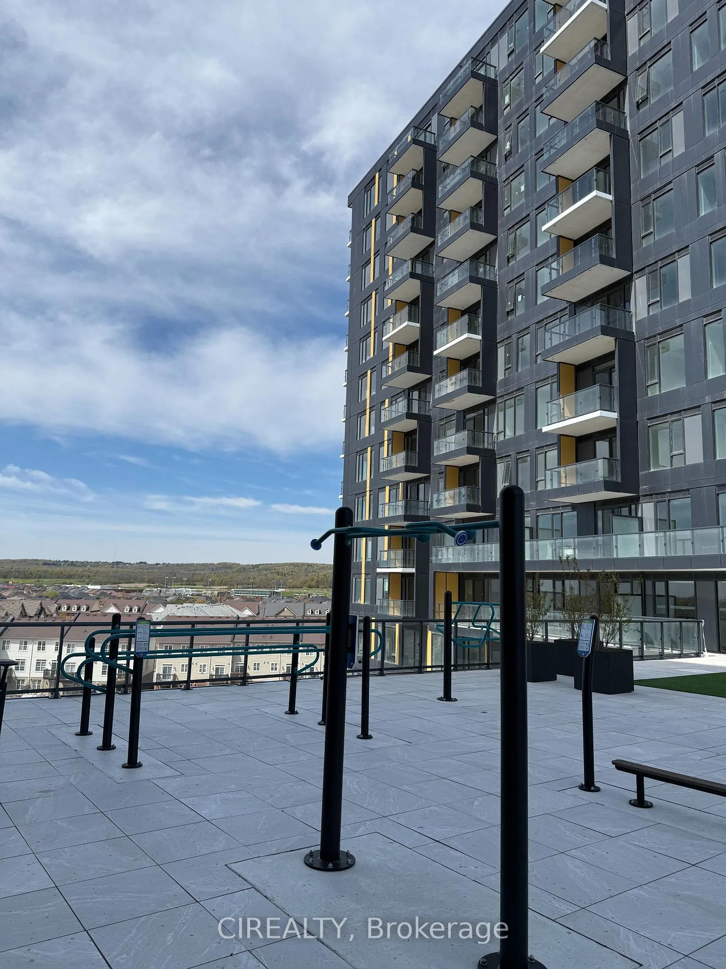 Photo 19 of Unit 528, 4878 Powers Common, Burlington, Alton — HOMEH