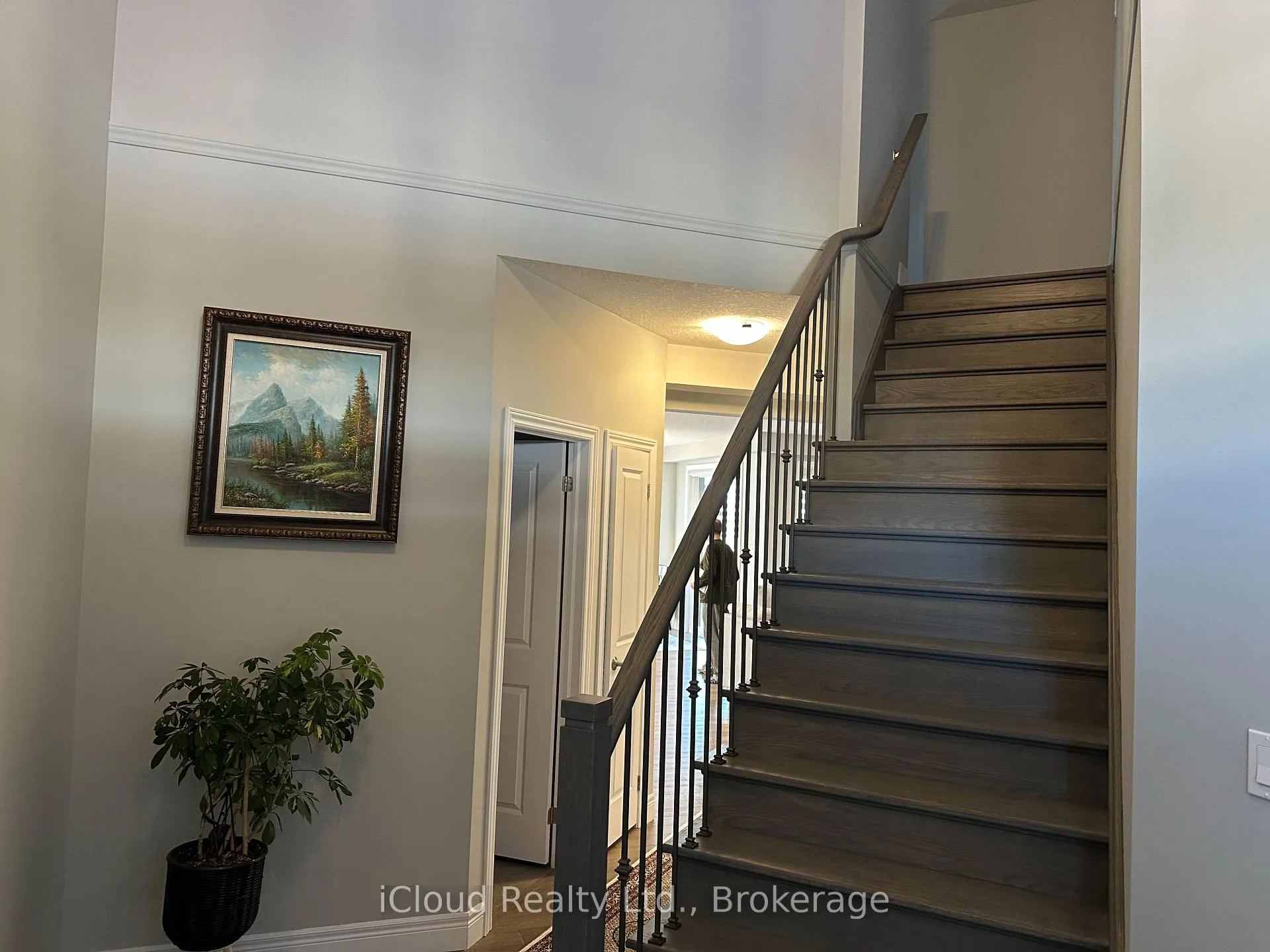 Photo 5 of 106 Queensgate Crescent, Woolwich — HOMEH